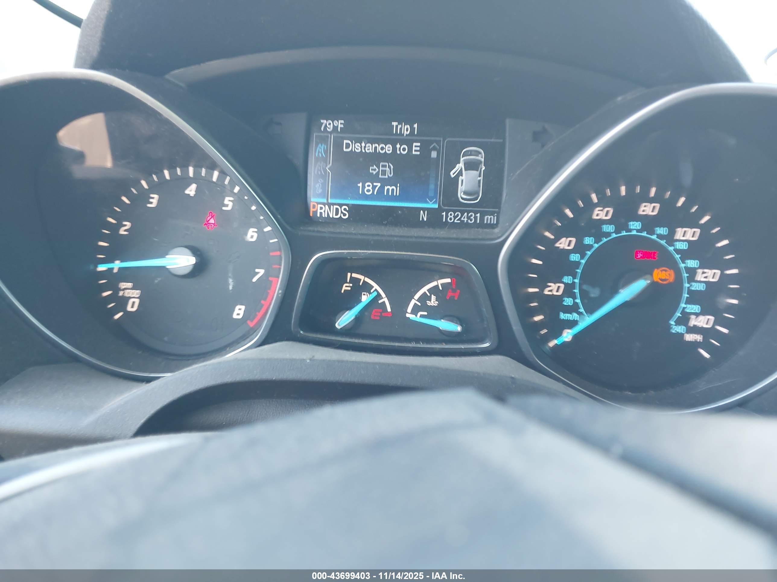 FORD ESCAPE image 7