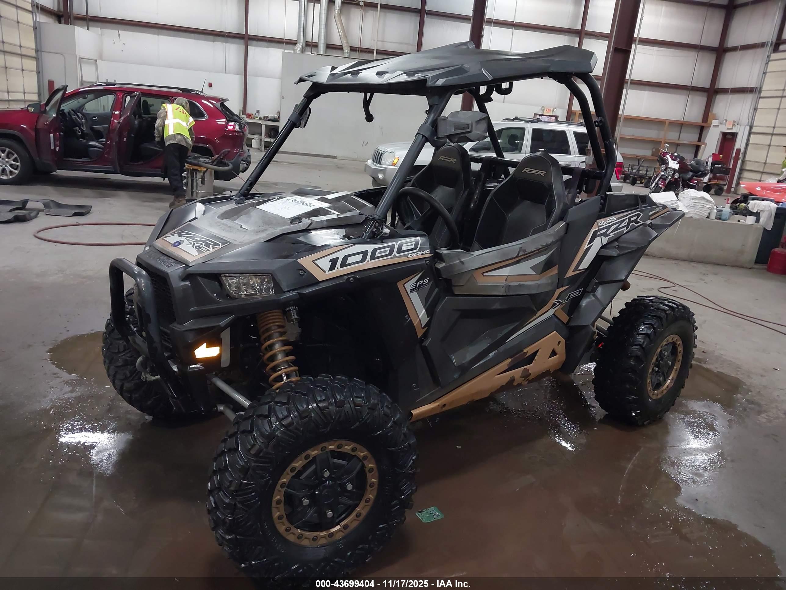 POLARIS RZR image 2