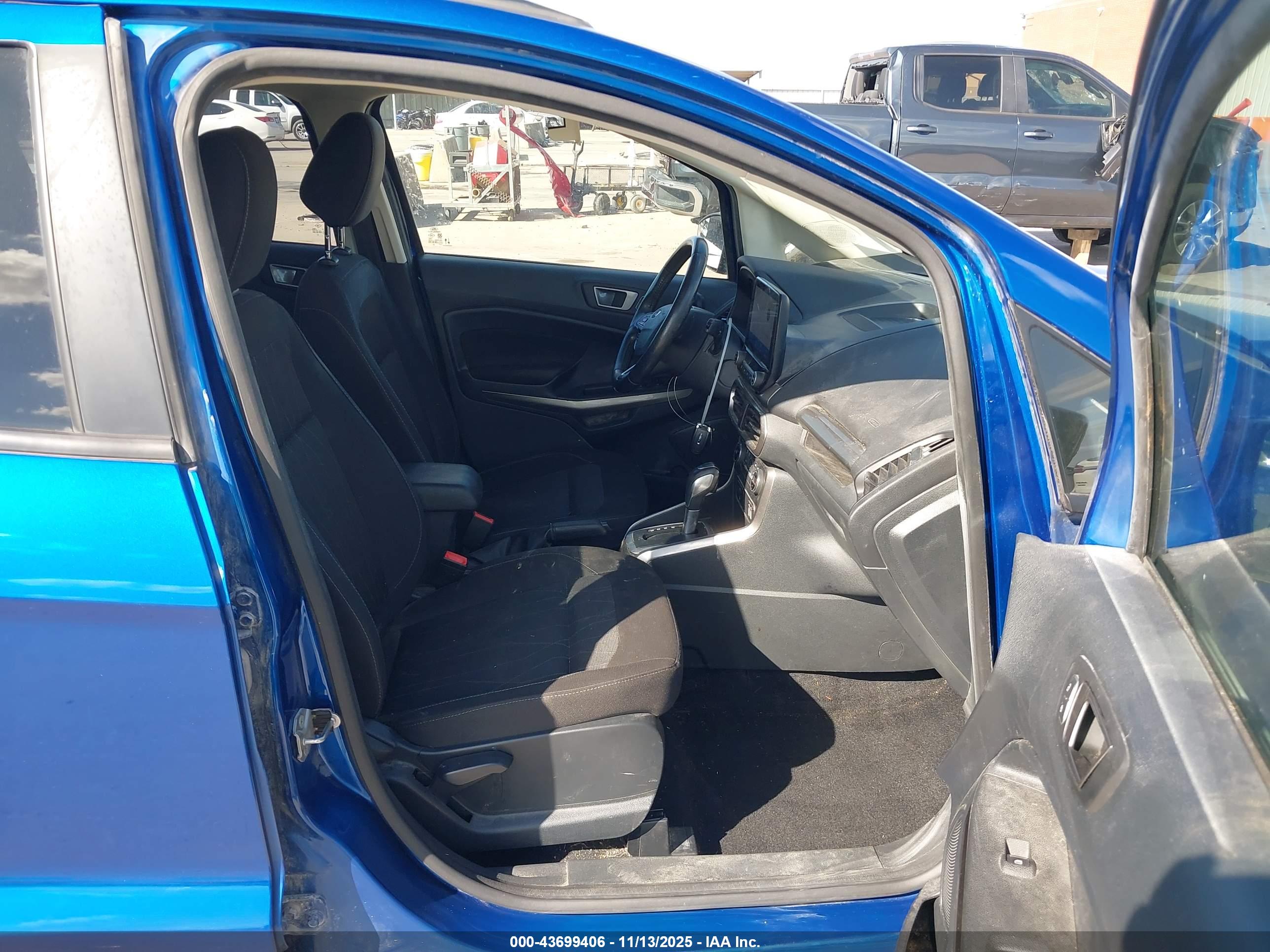 FORD ECOSPORT image 5
