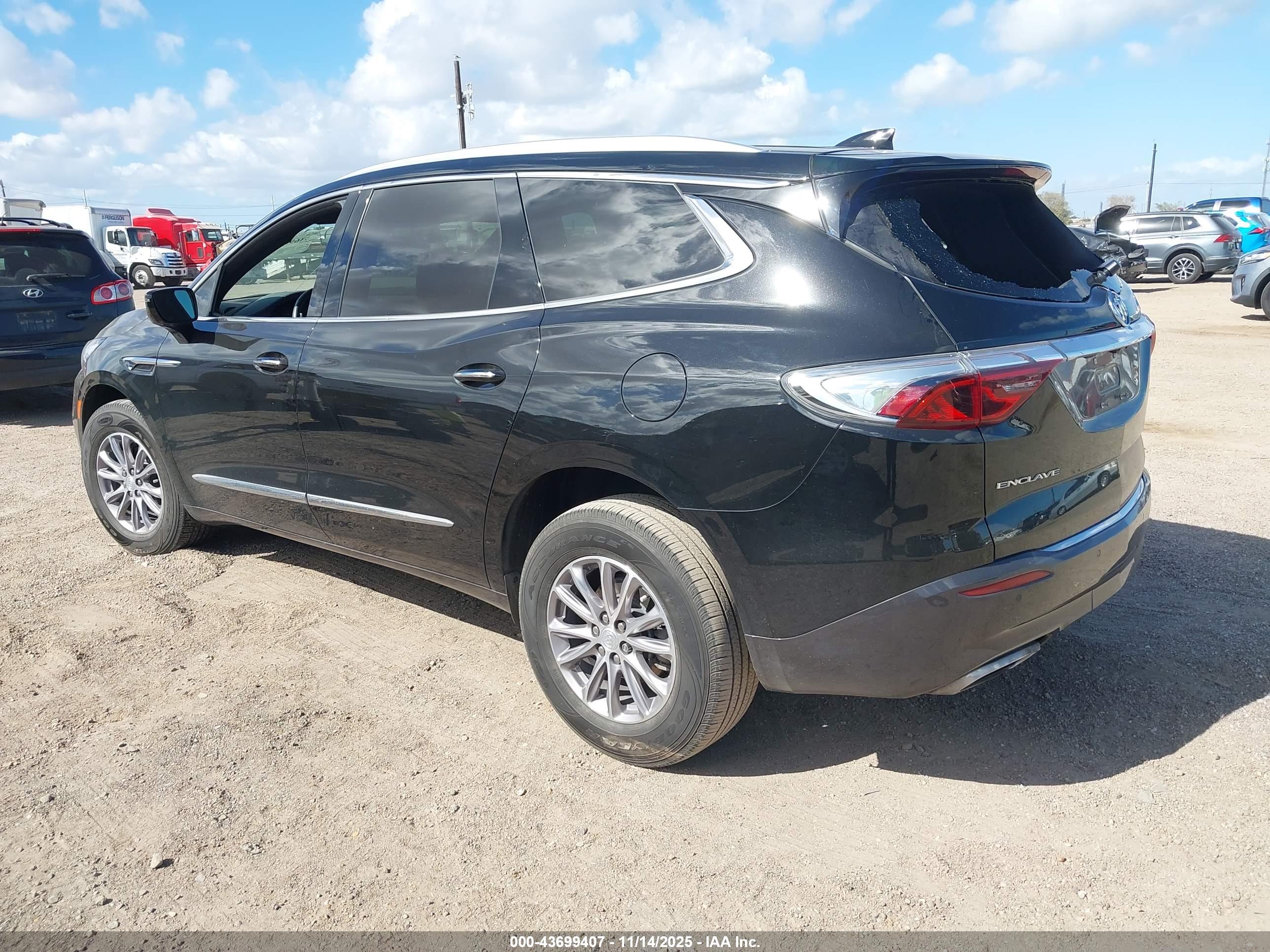 BUICK ENCLAVE image 3