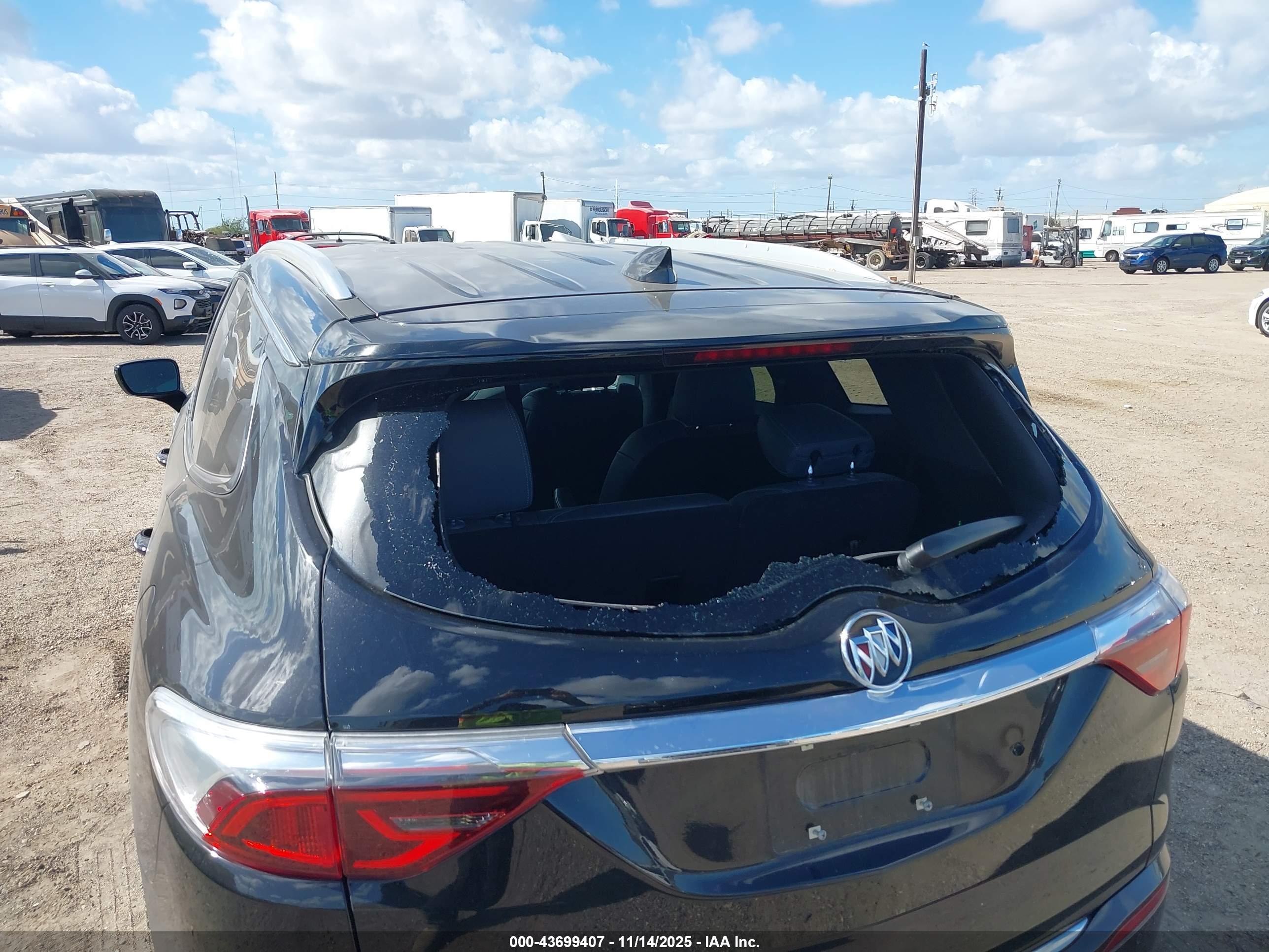 BUICK ENCLAVE image 6
