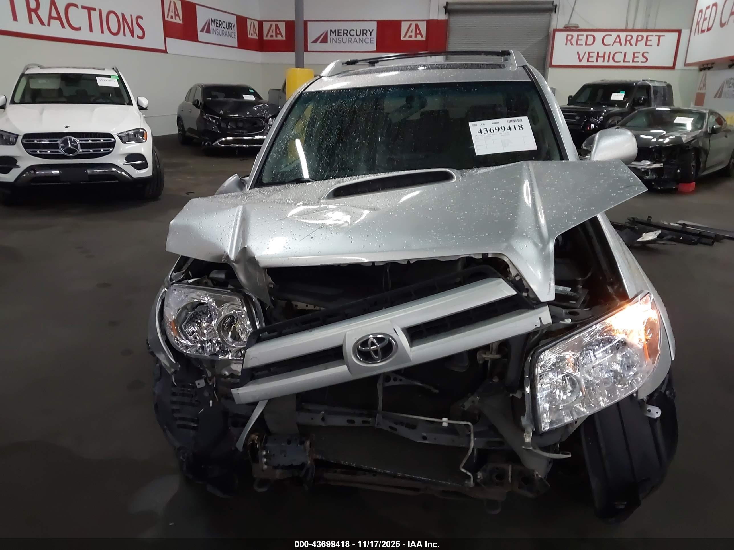 TOYOTA 4RUNNER image 6