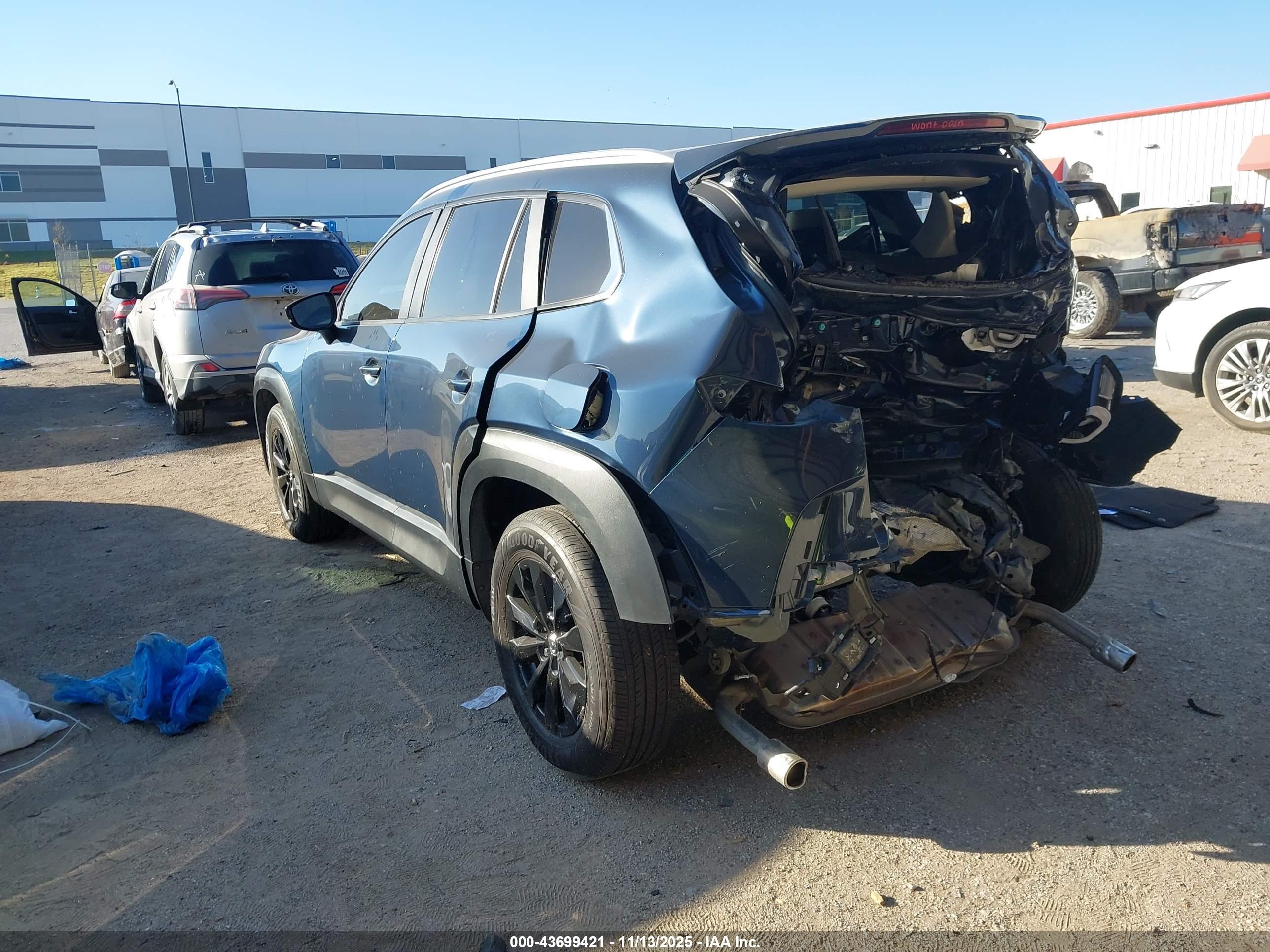 MAZDA CX-50 image 3