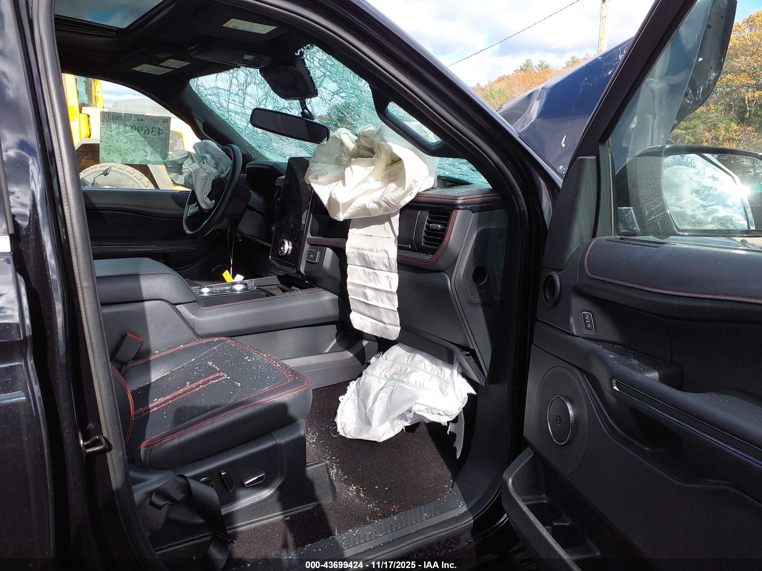 FORD EXPEDITION image 5
