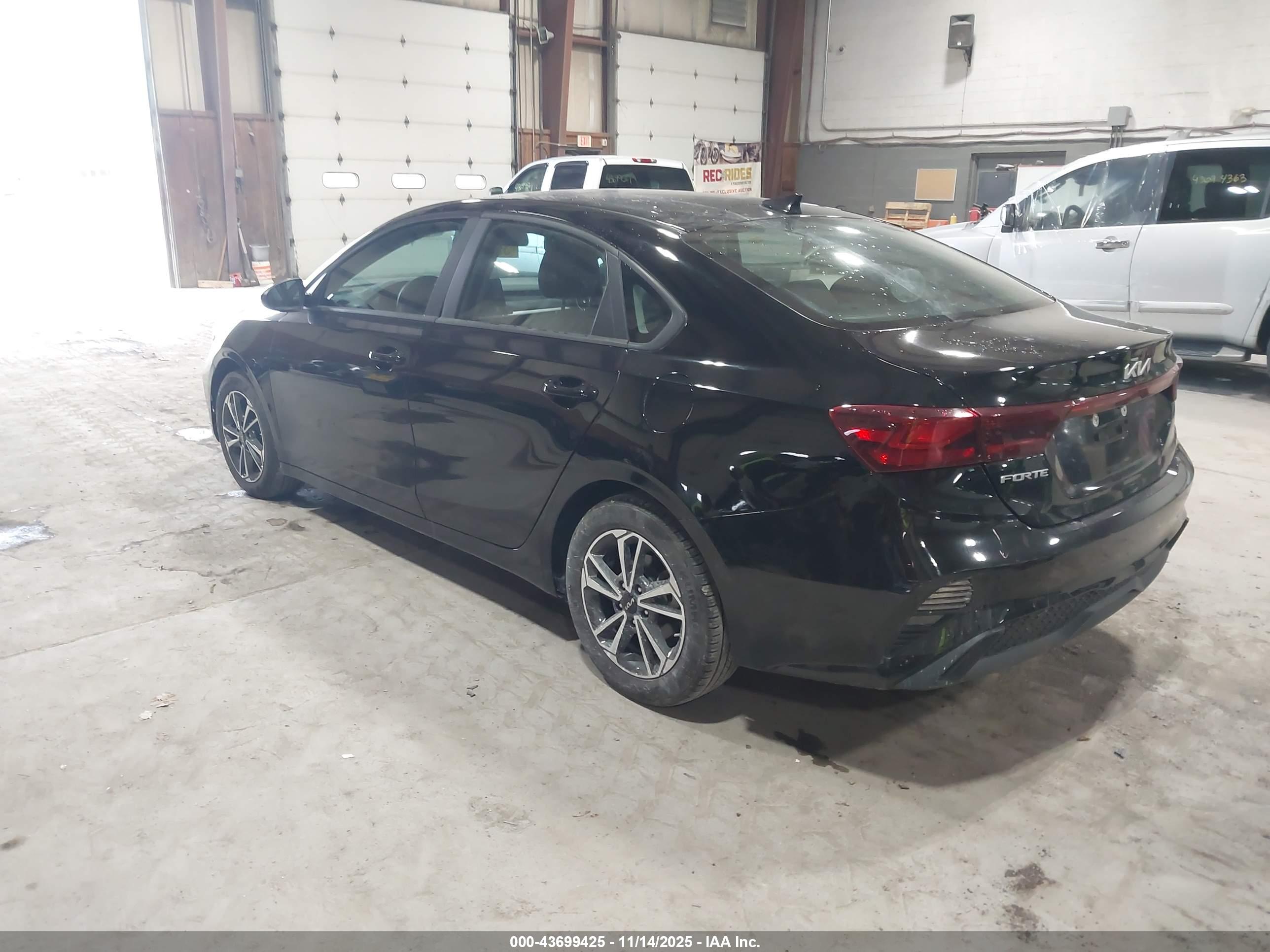 KIA FORTE image 3