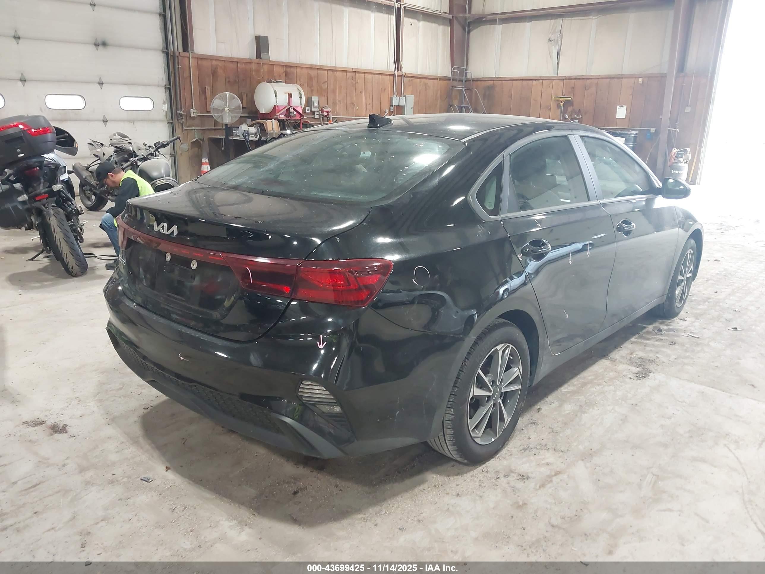 KIA FORTE image 4