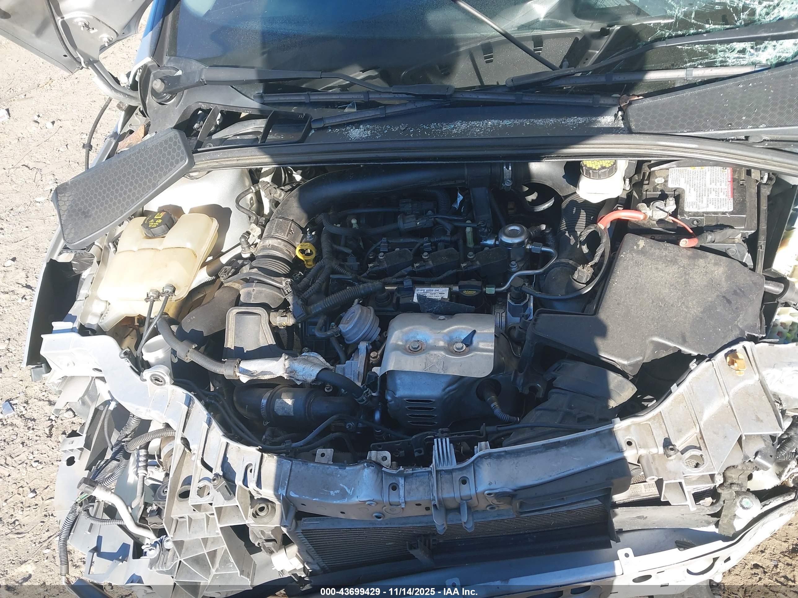 FORD FOCUS image 10