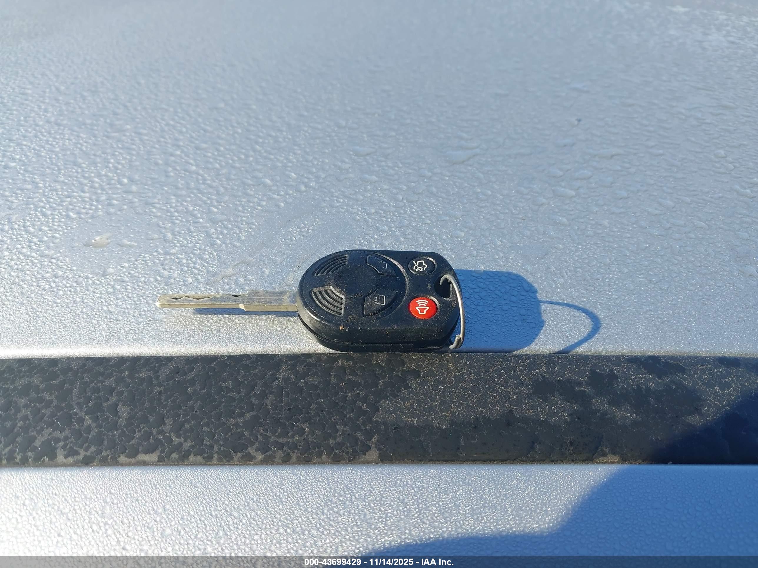 FORD FOCUS image 11
