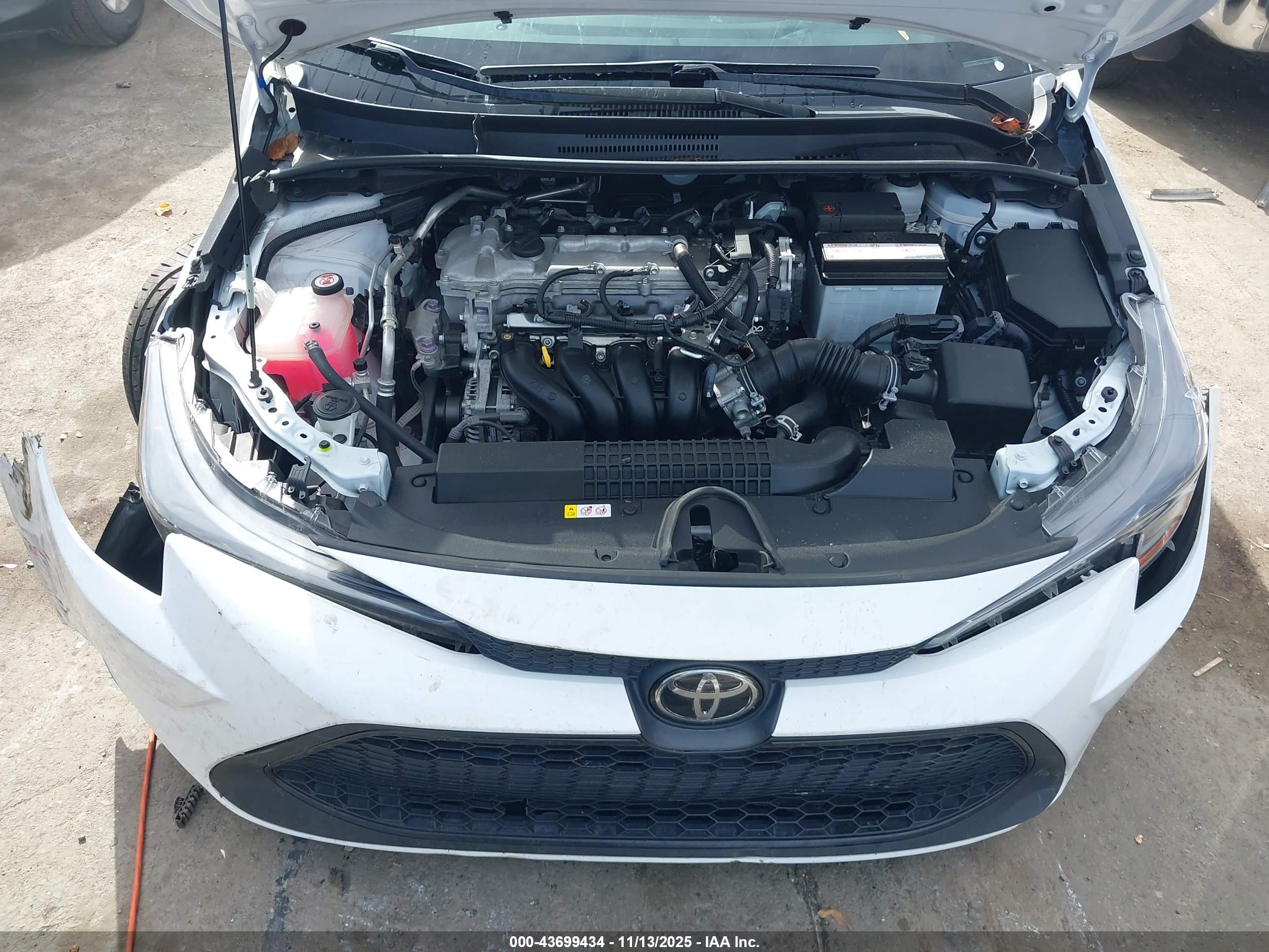 TOYOTA COROLLA image 10
