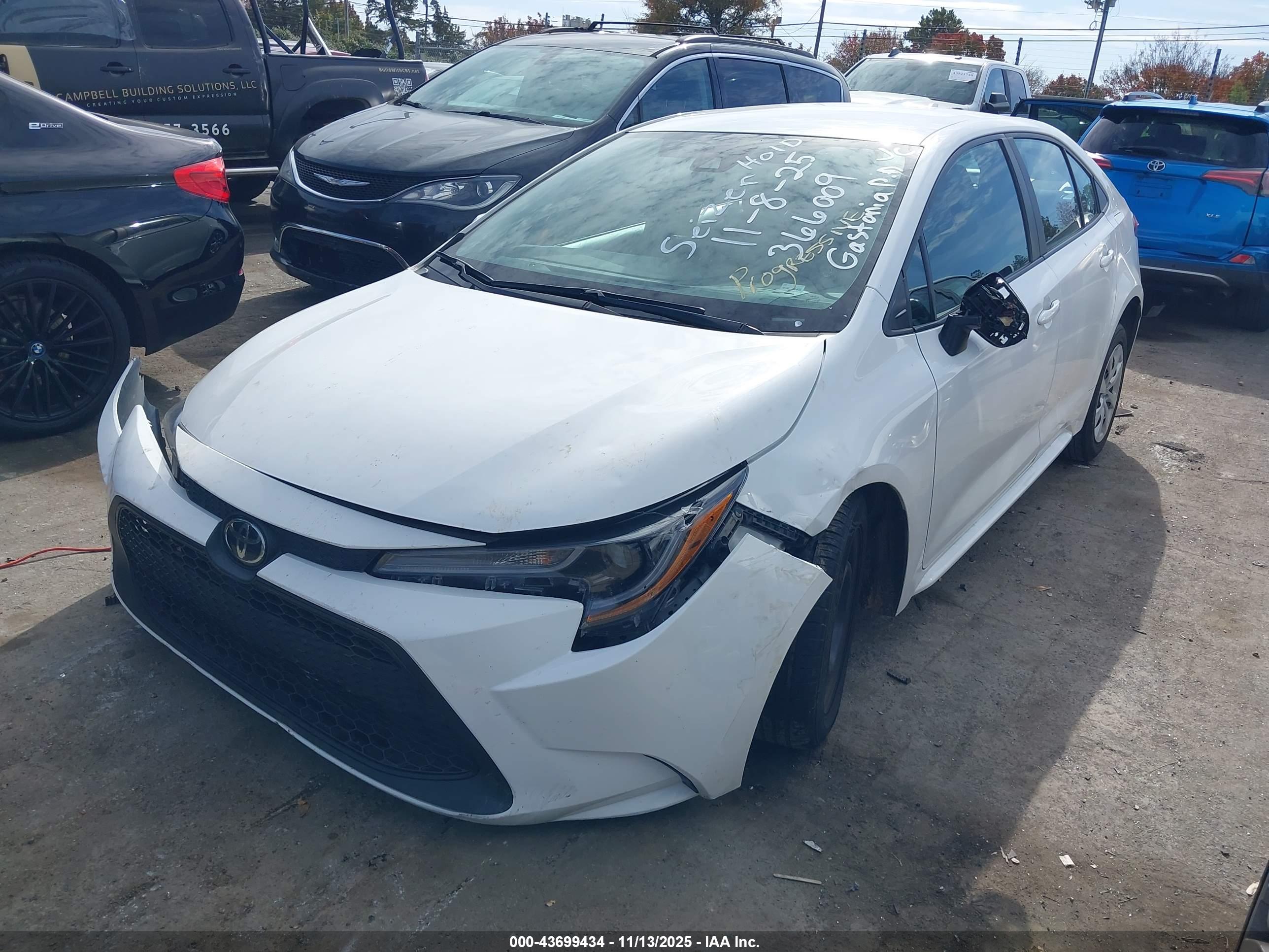TOYOTA COROLLA image 2