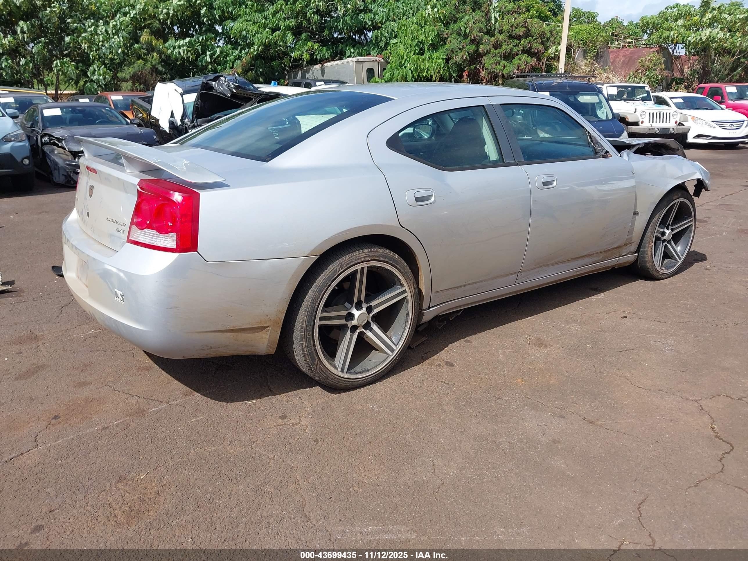 DODGE CHARGER image 4