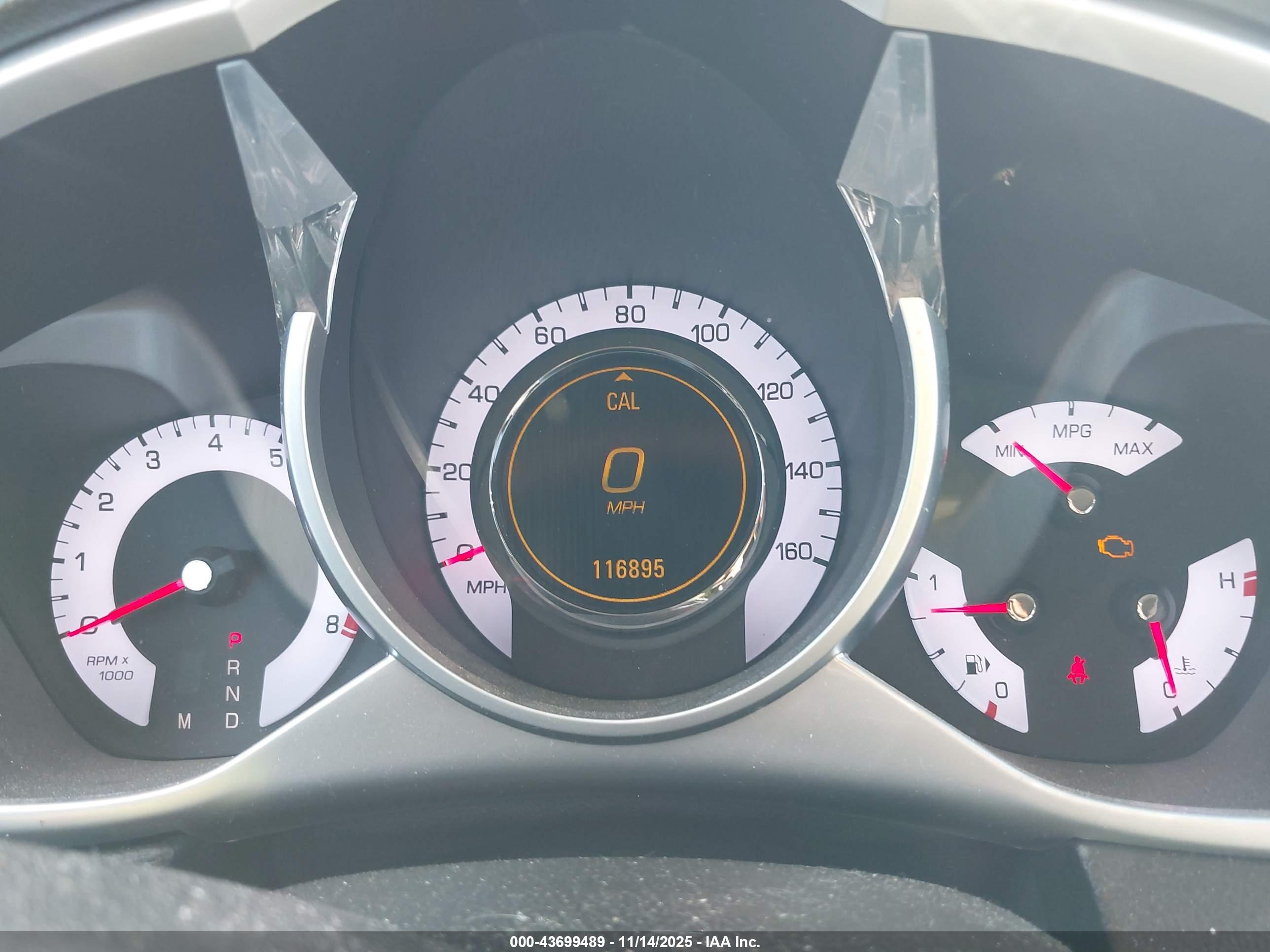 CADILLAC SRX image 7