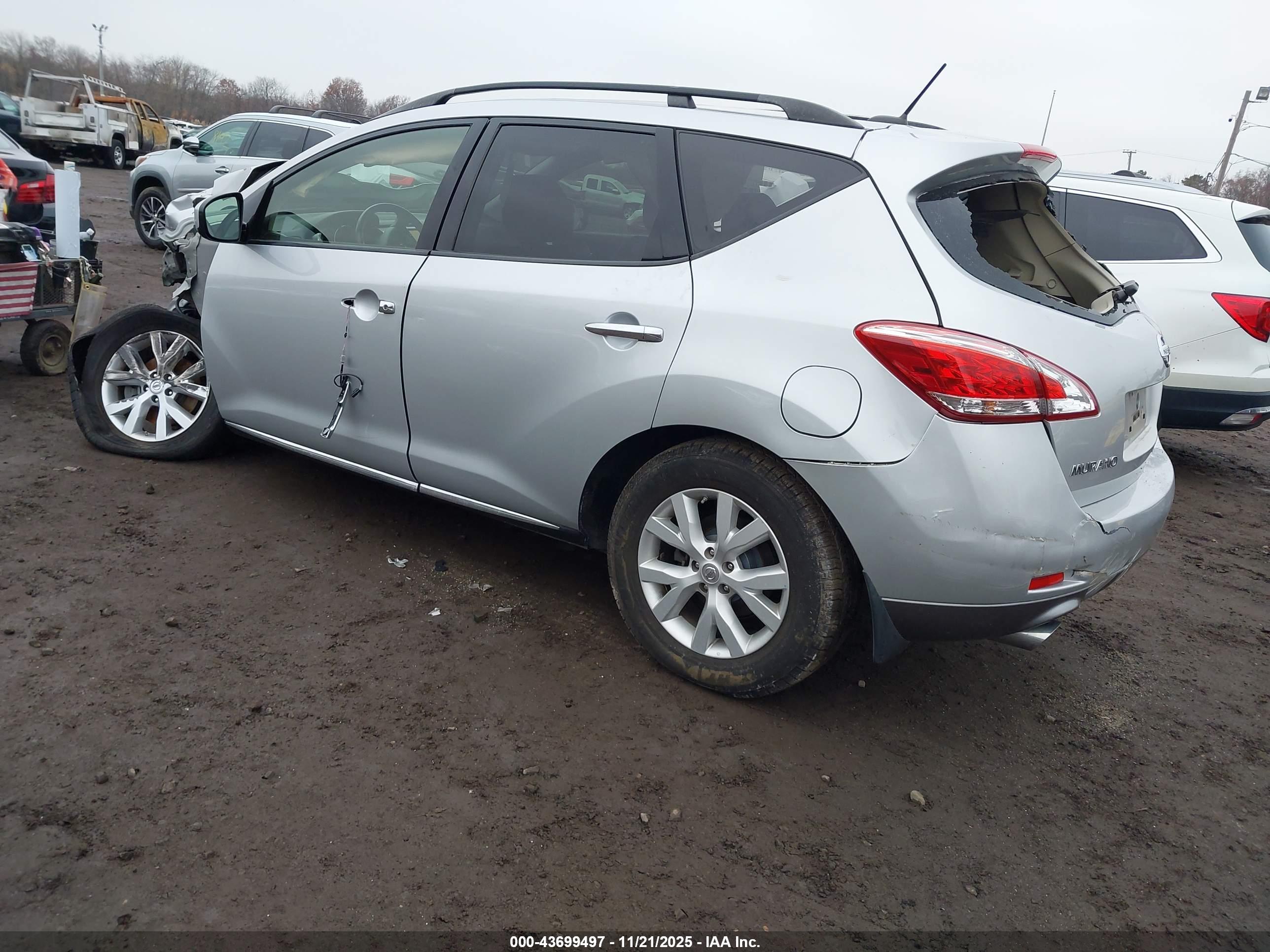 NISSAN MURANO image 3