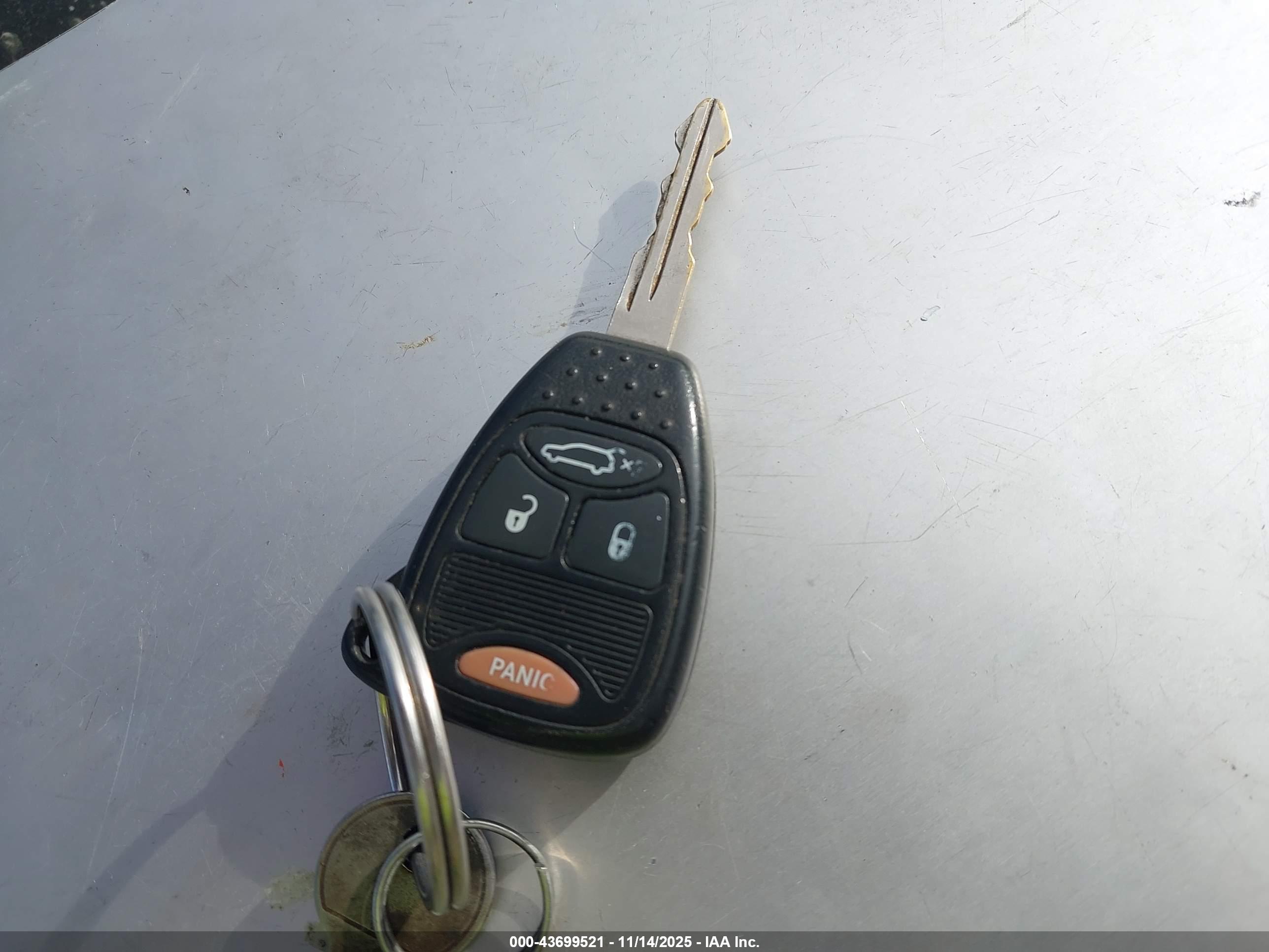 CHRYSLER PACIFICA image 11