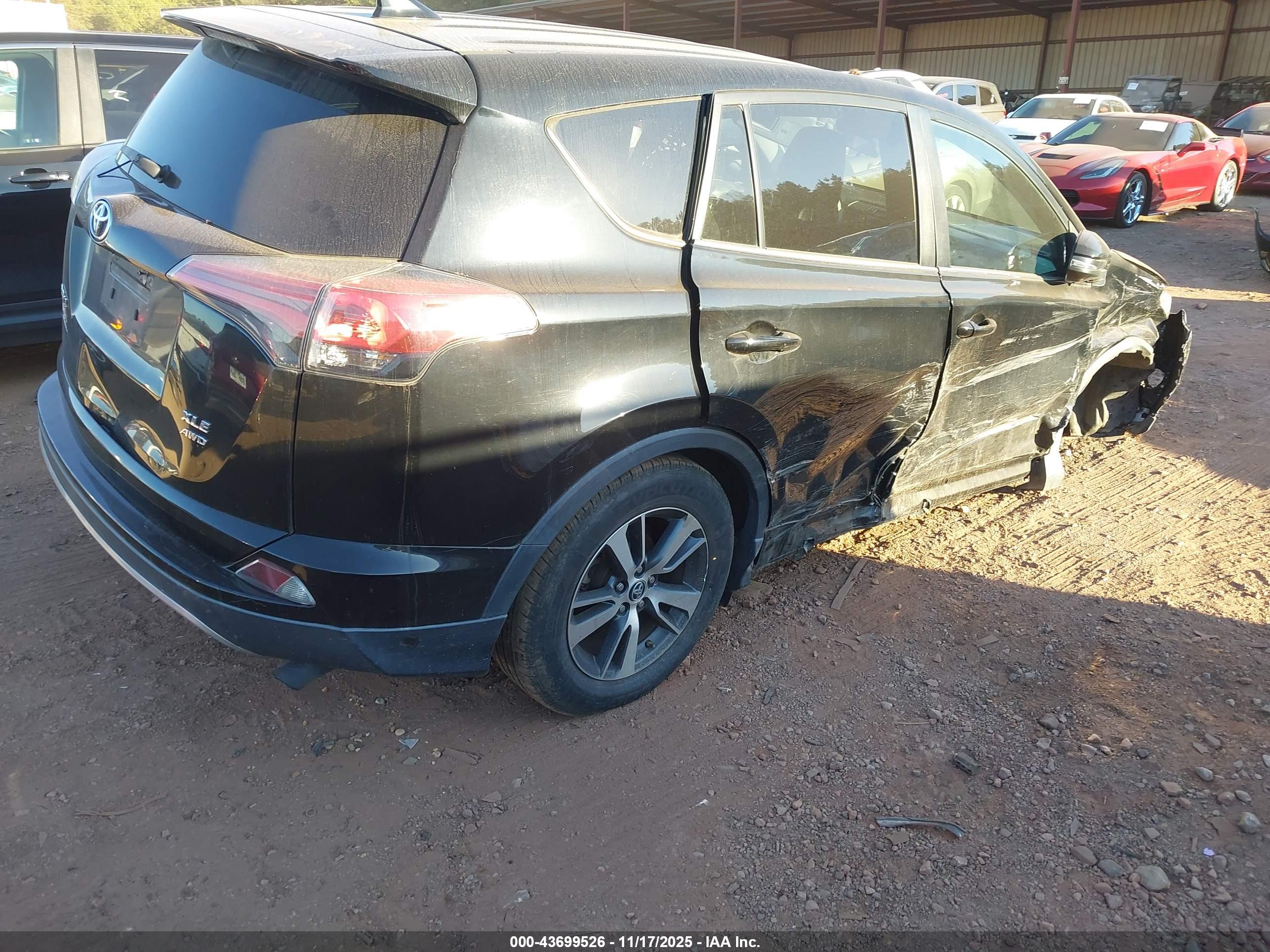 TOYOTA RAV4 image 4