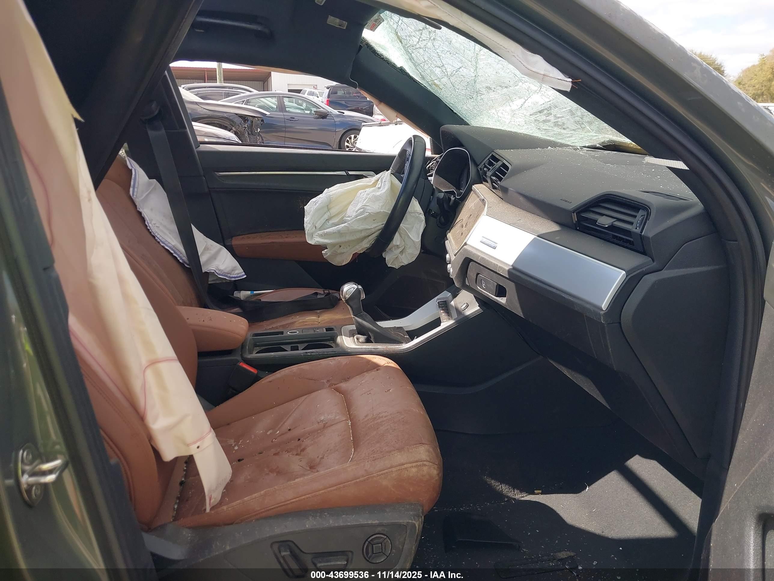 AUDI Q3 image 5