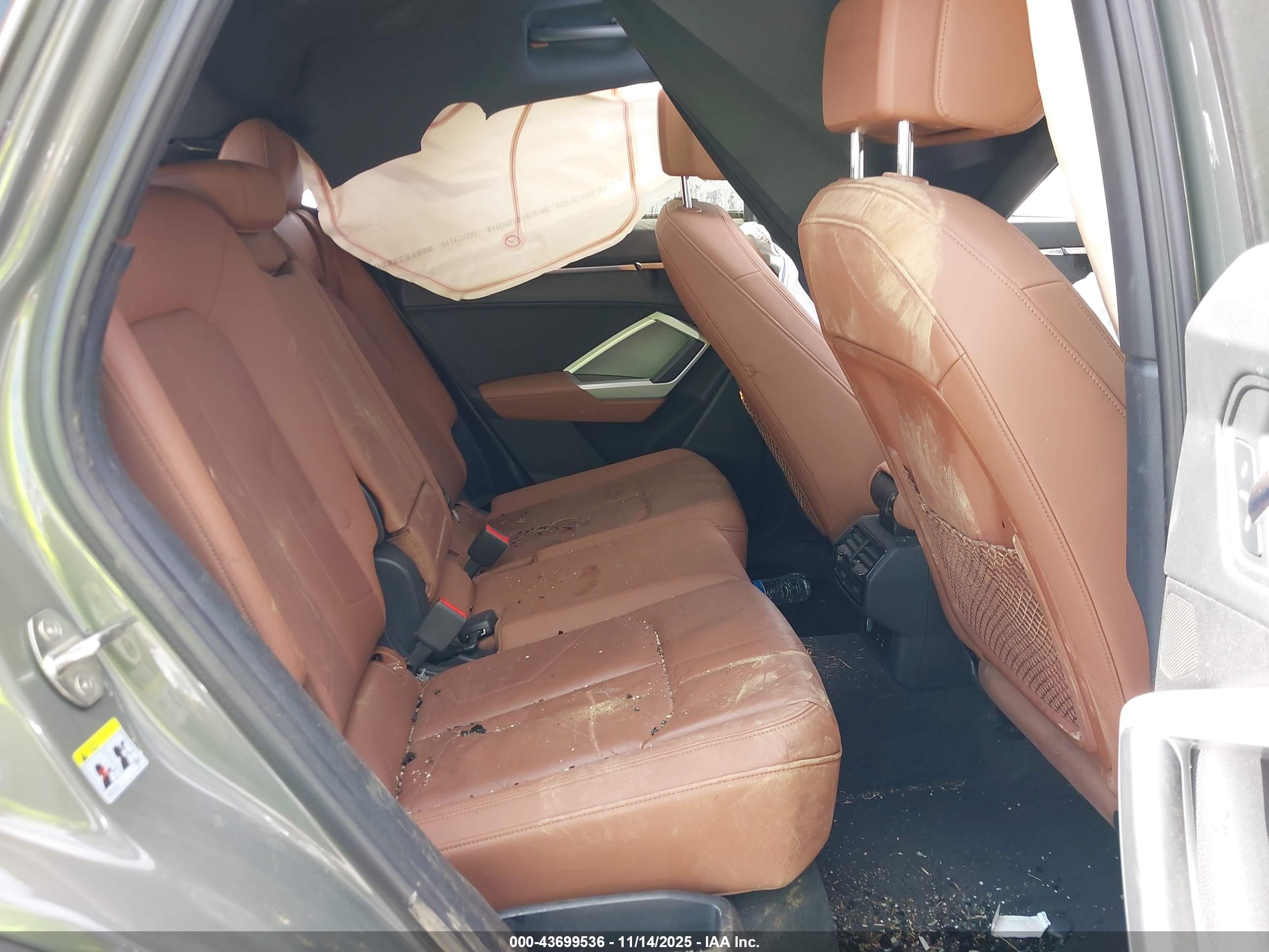 AUDI Q3 image 8