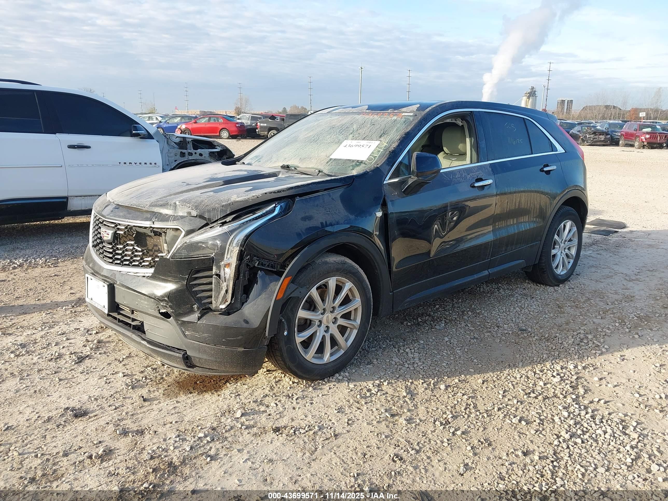 CADILLAC XT4 image 2