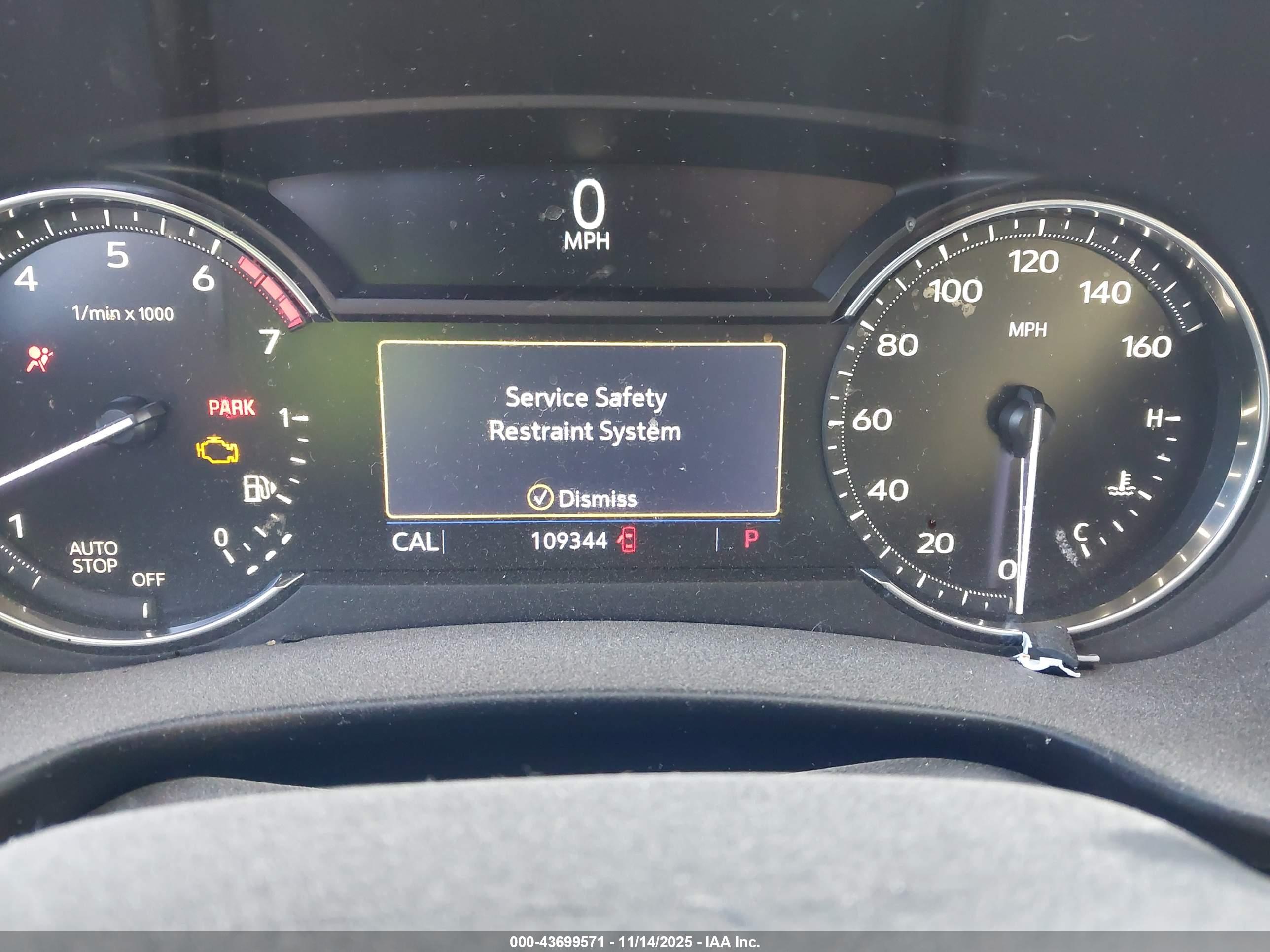 CADILLAC XT4 image 7