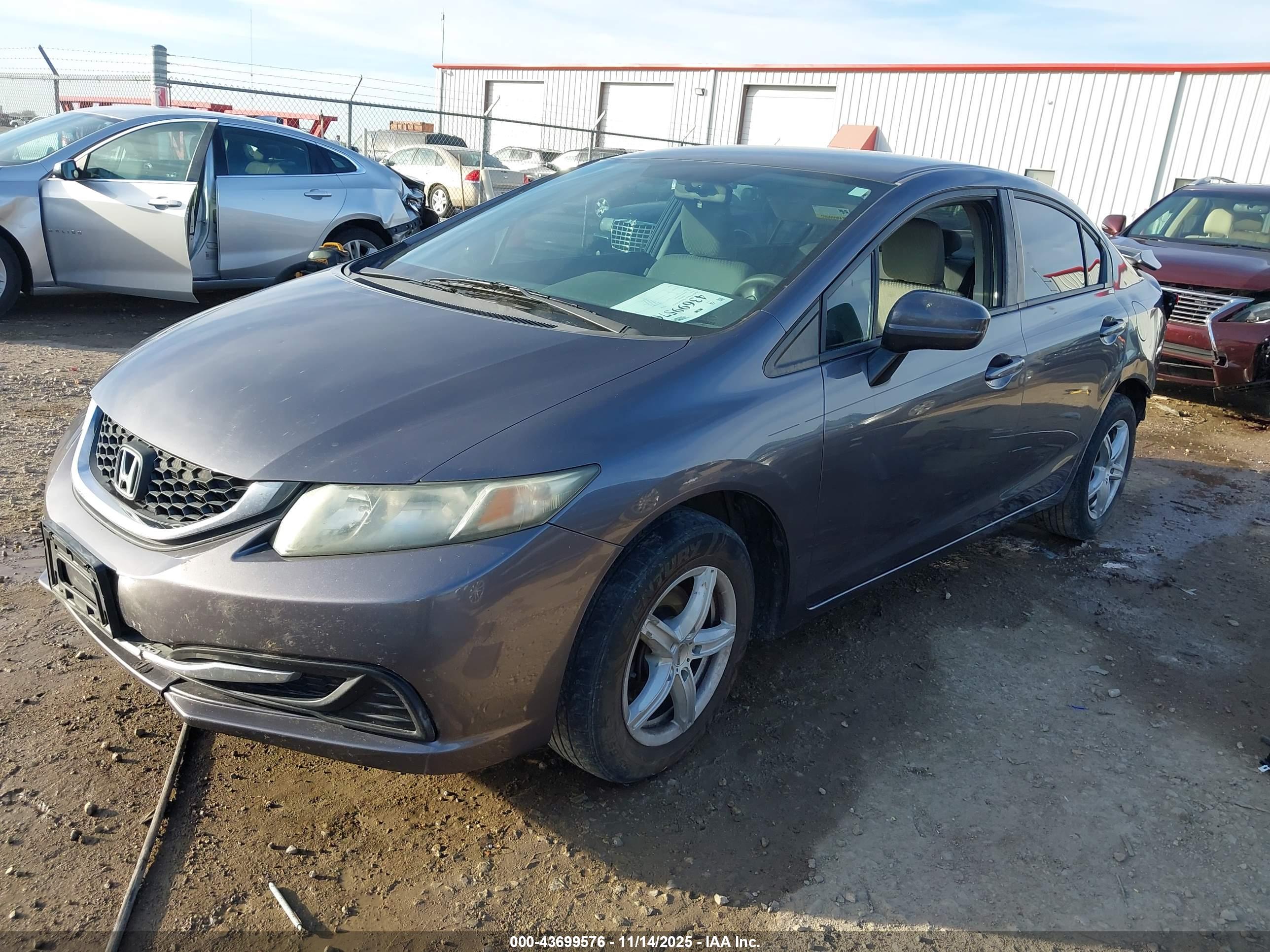 HONDA CIVIC image 2