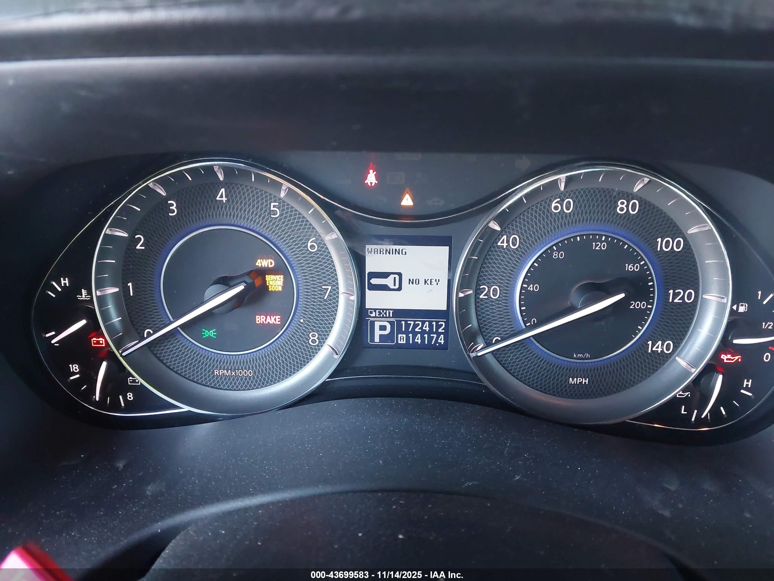 INFINITI QX56 image 7
