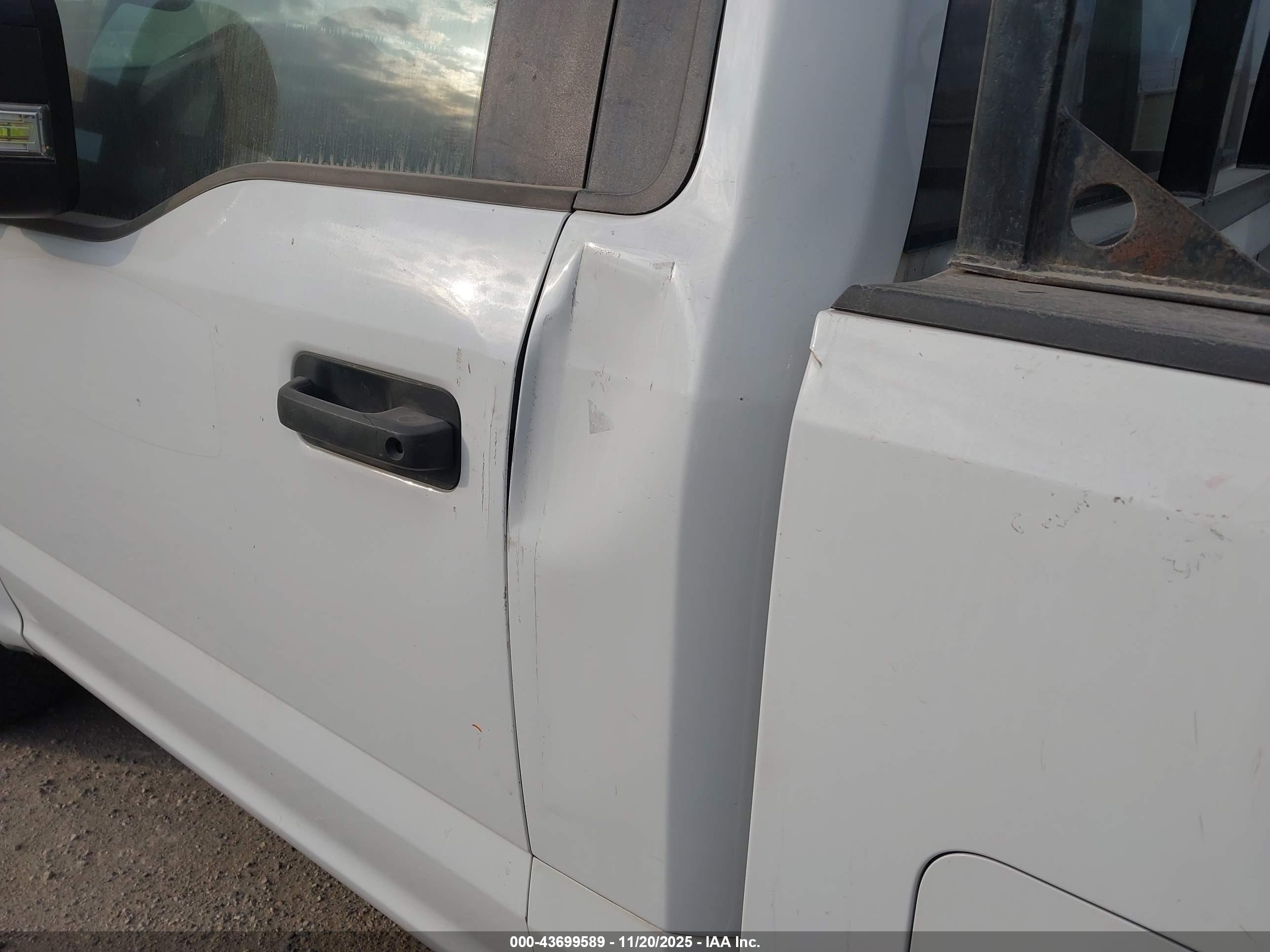 FORD F-250 image 6