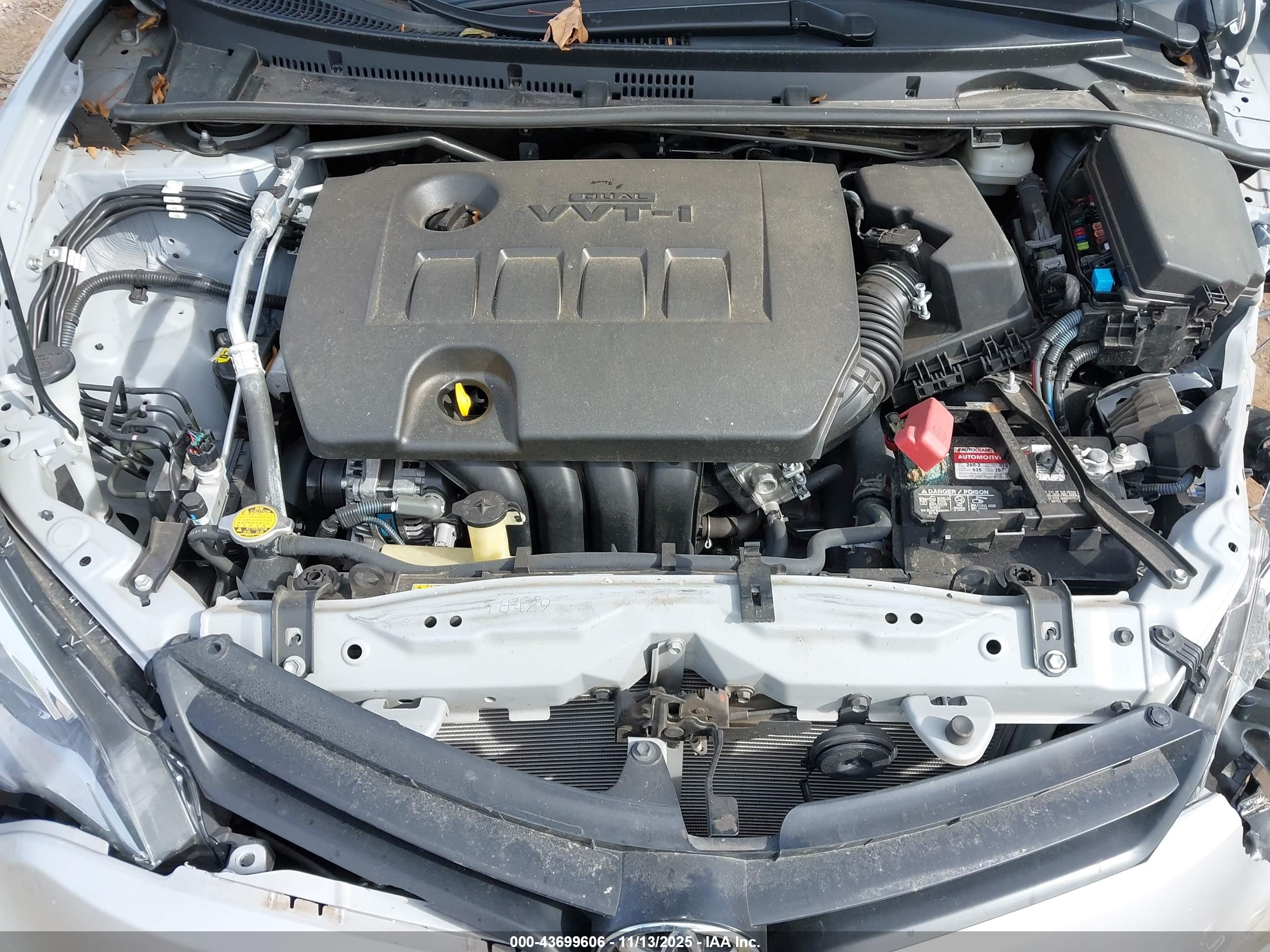 TOYOTA COROLLA image 10