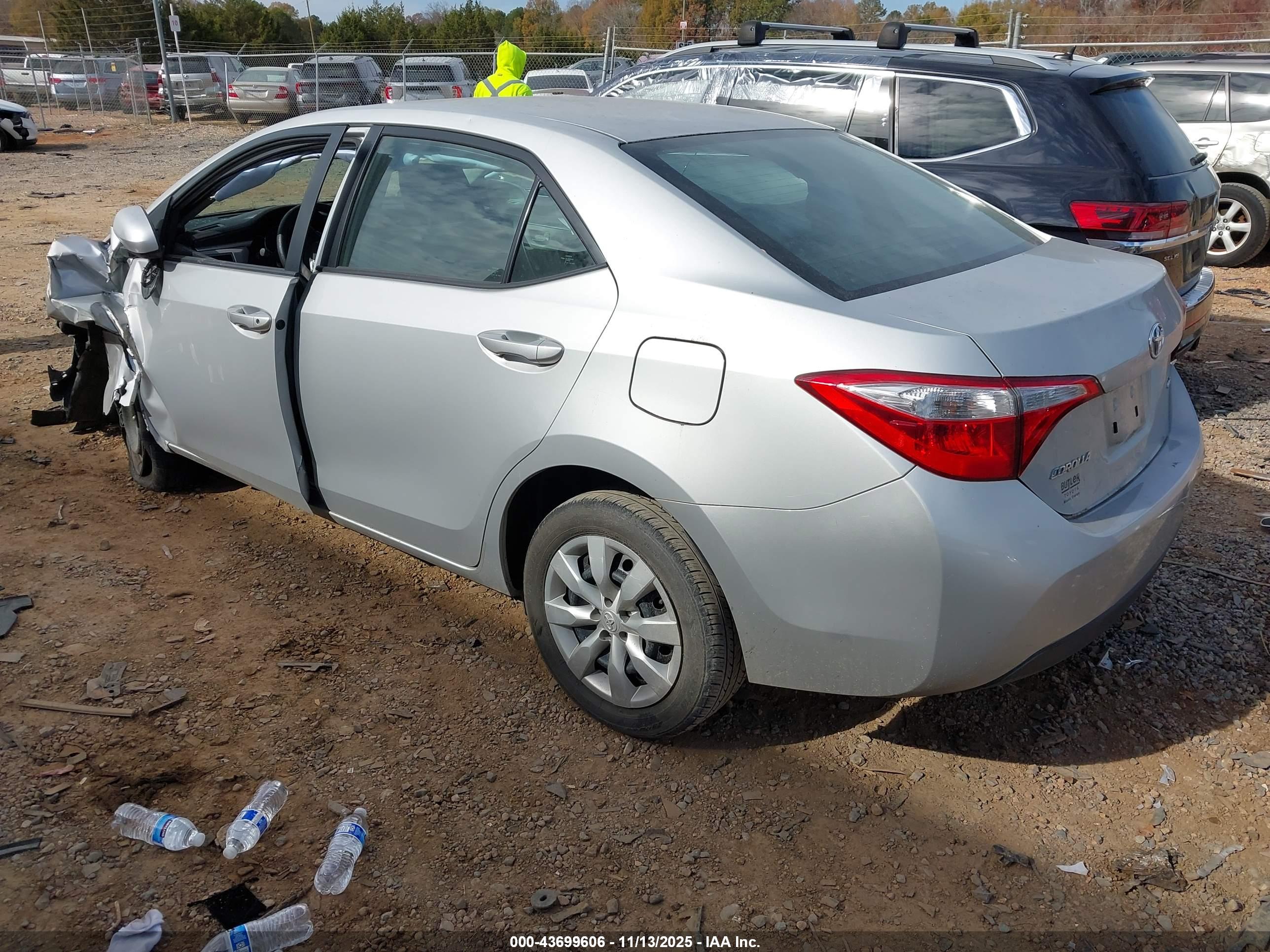 TOYOTA COROLLA image 3