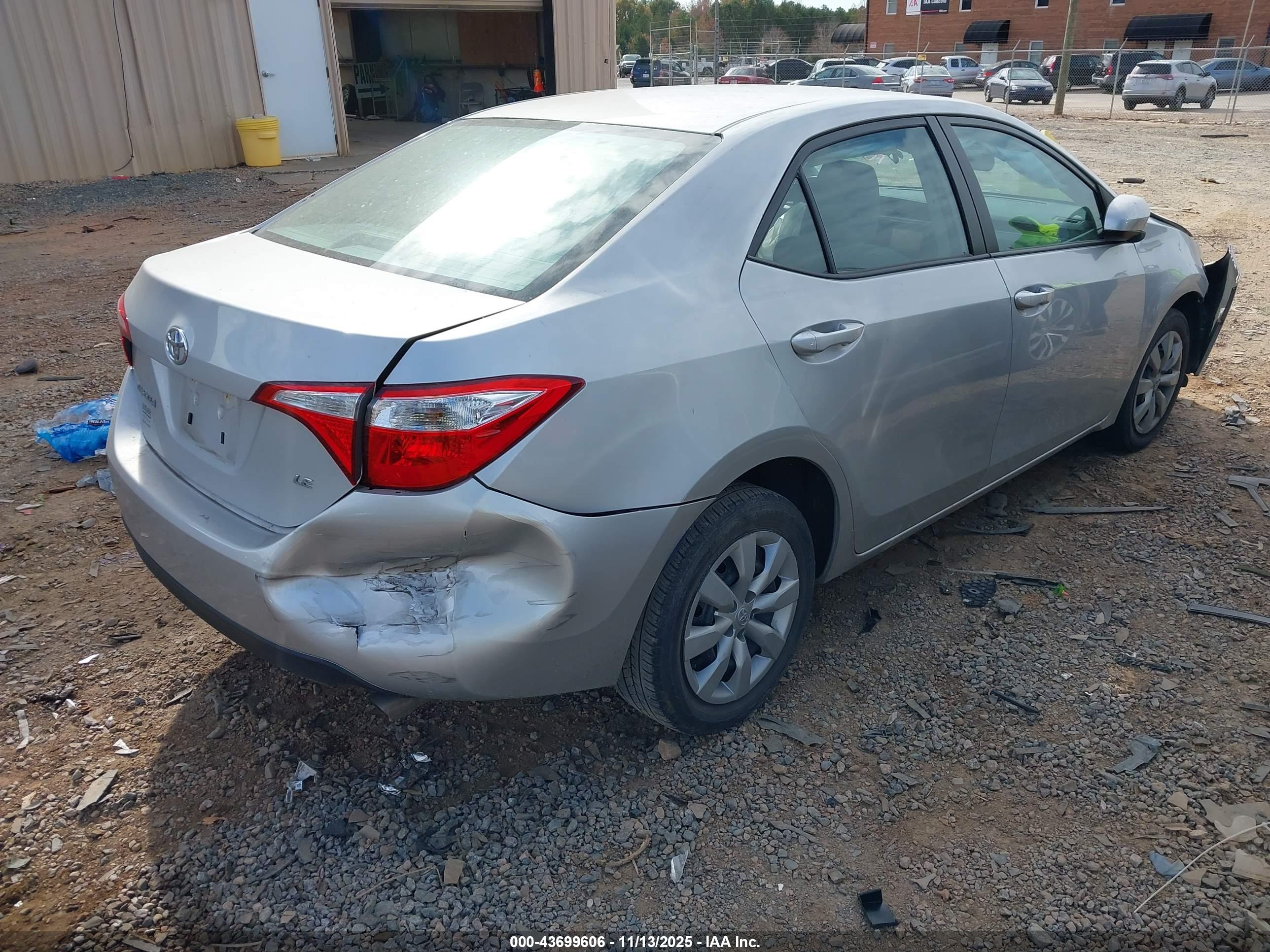 TOYOTA COROLLA image 4