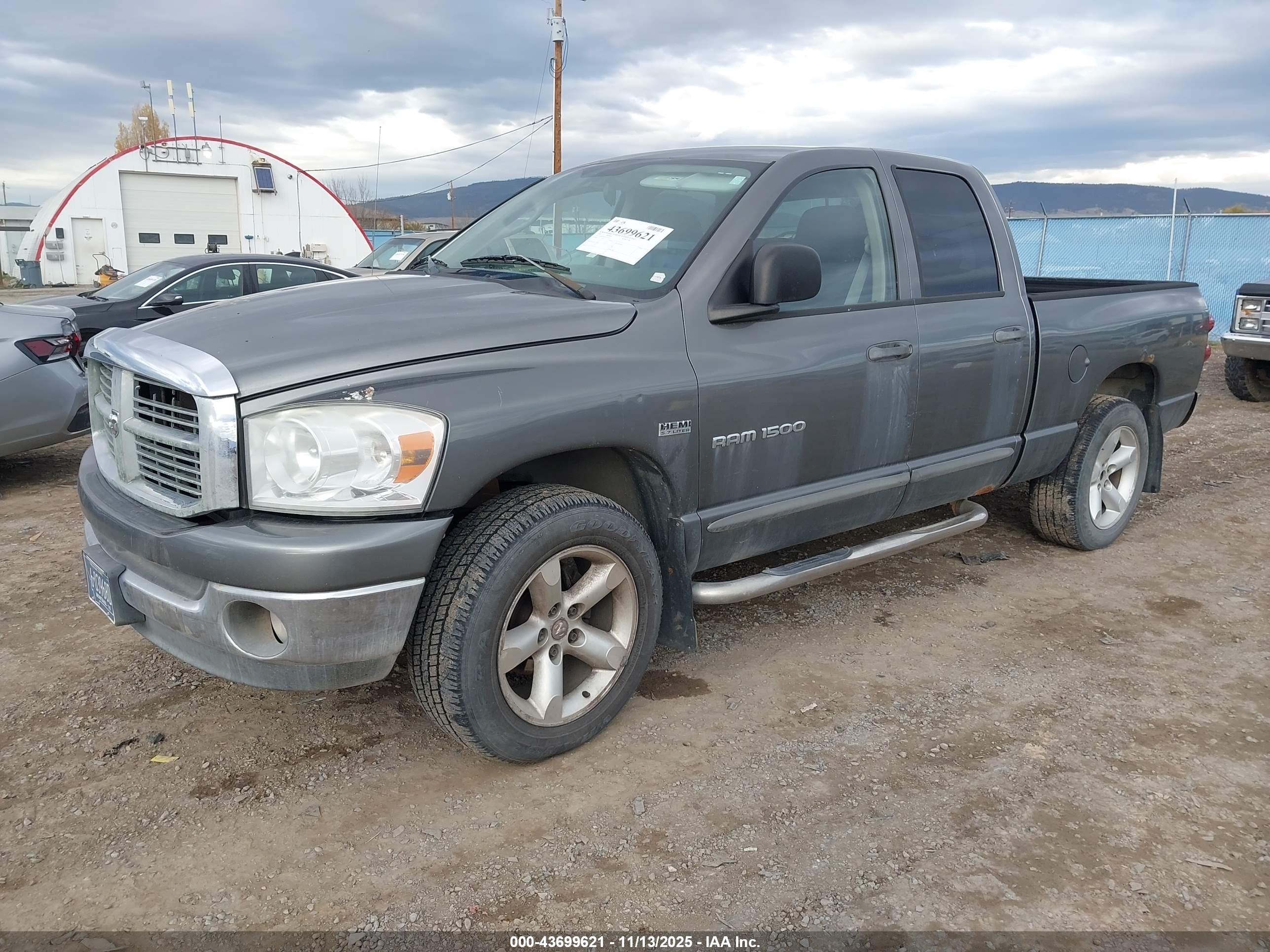 DODGE RAM image 2