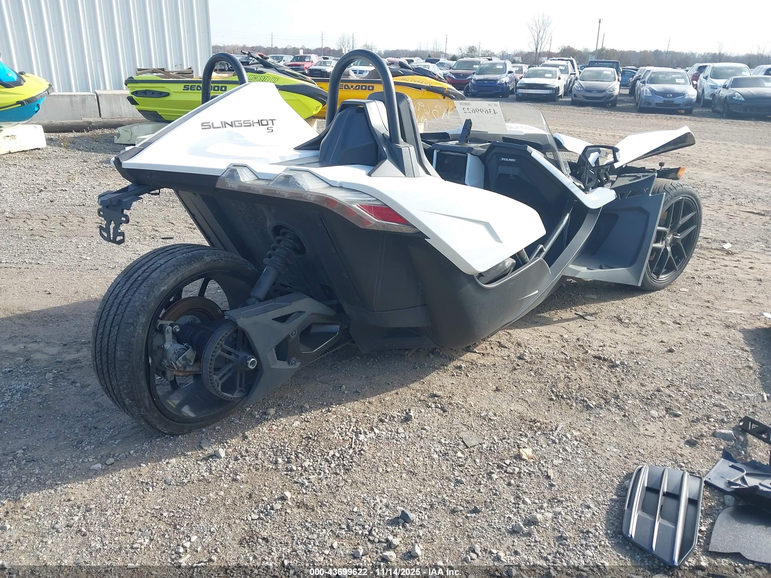 POLARIS SLINGSHOT image 4