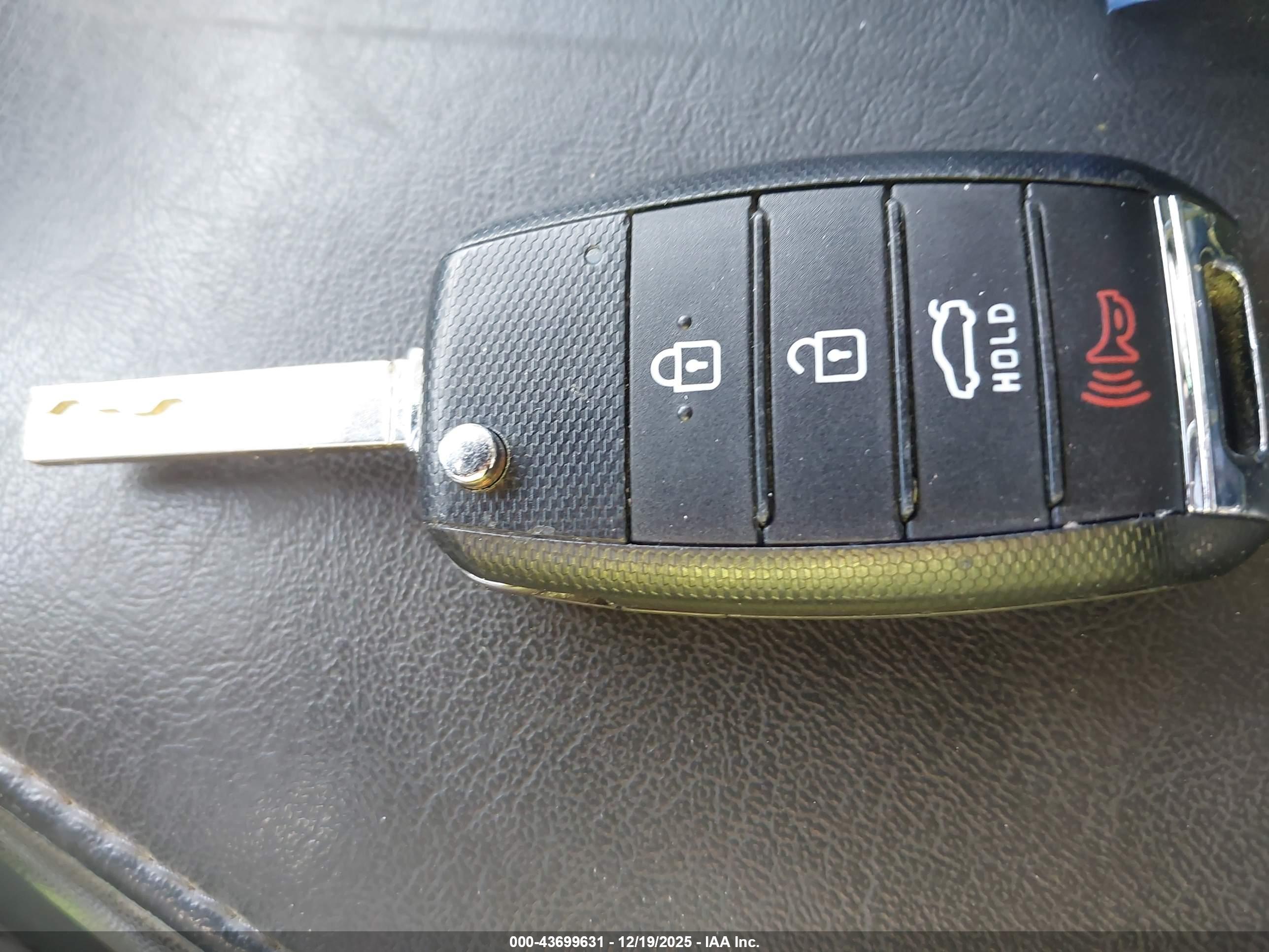 KIA OPTIMA image 11