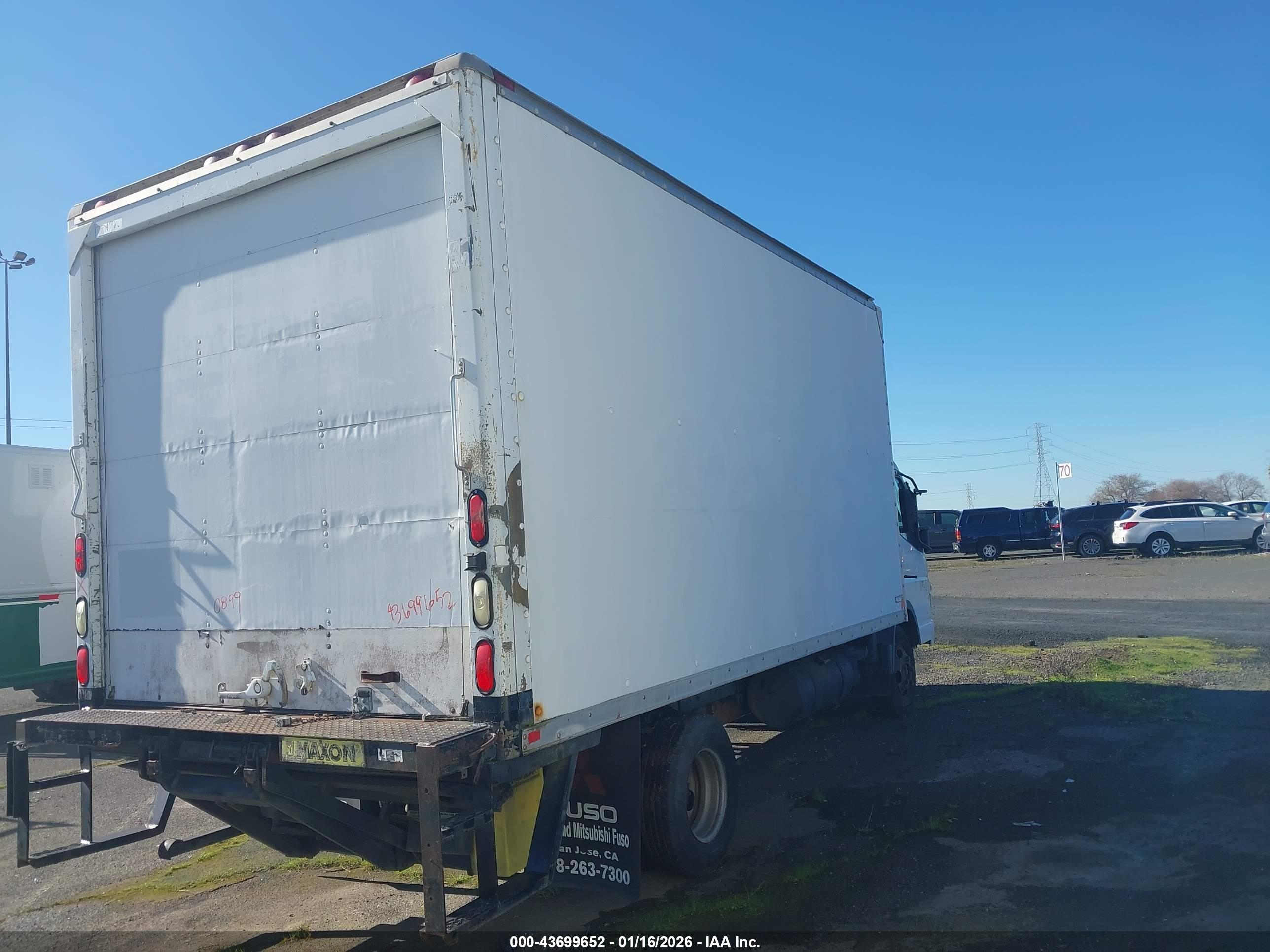 MITSUBISHI FUSO image 4