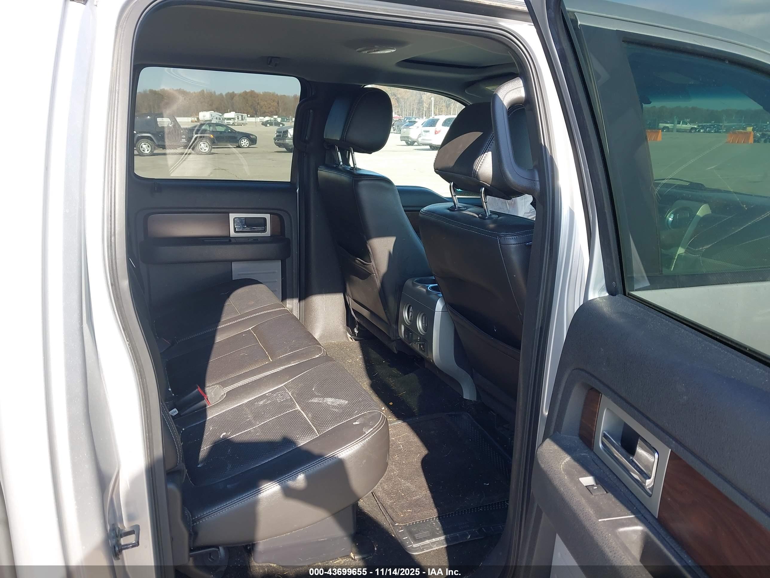 FORD F-150 image 8