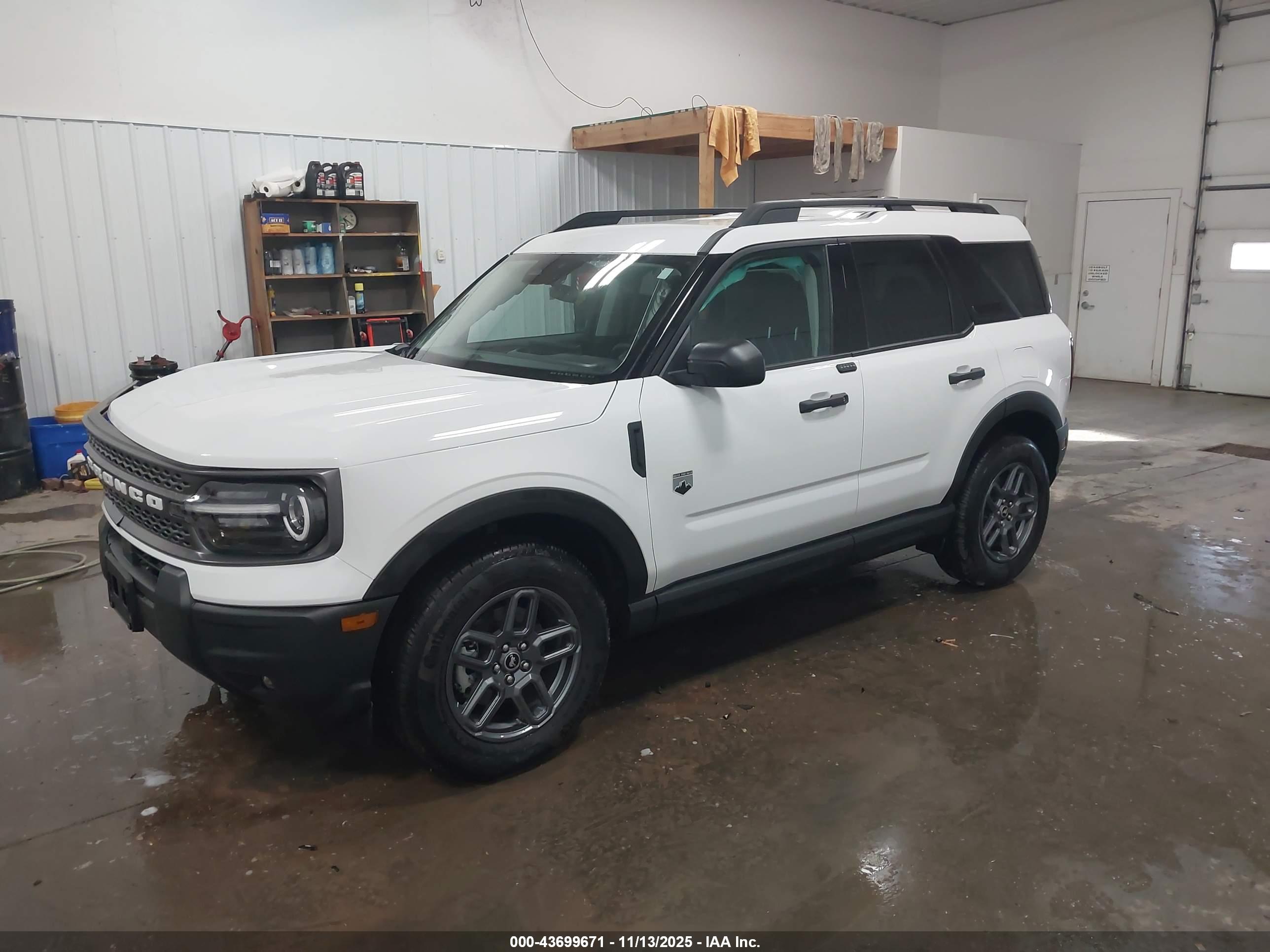 FORD BRONCO image 2