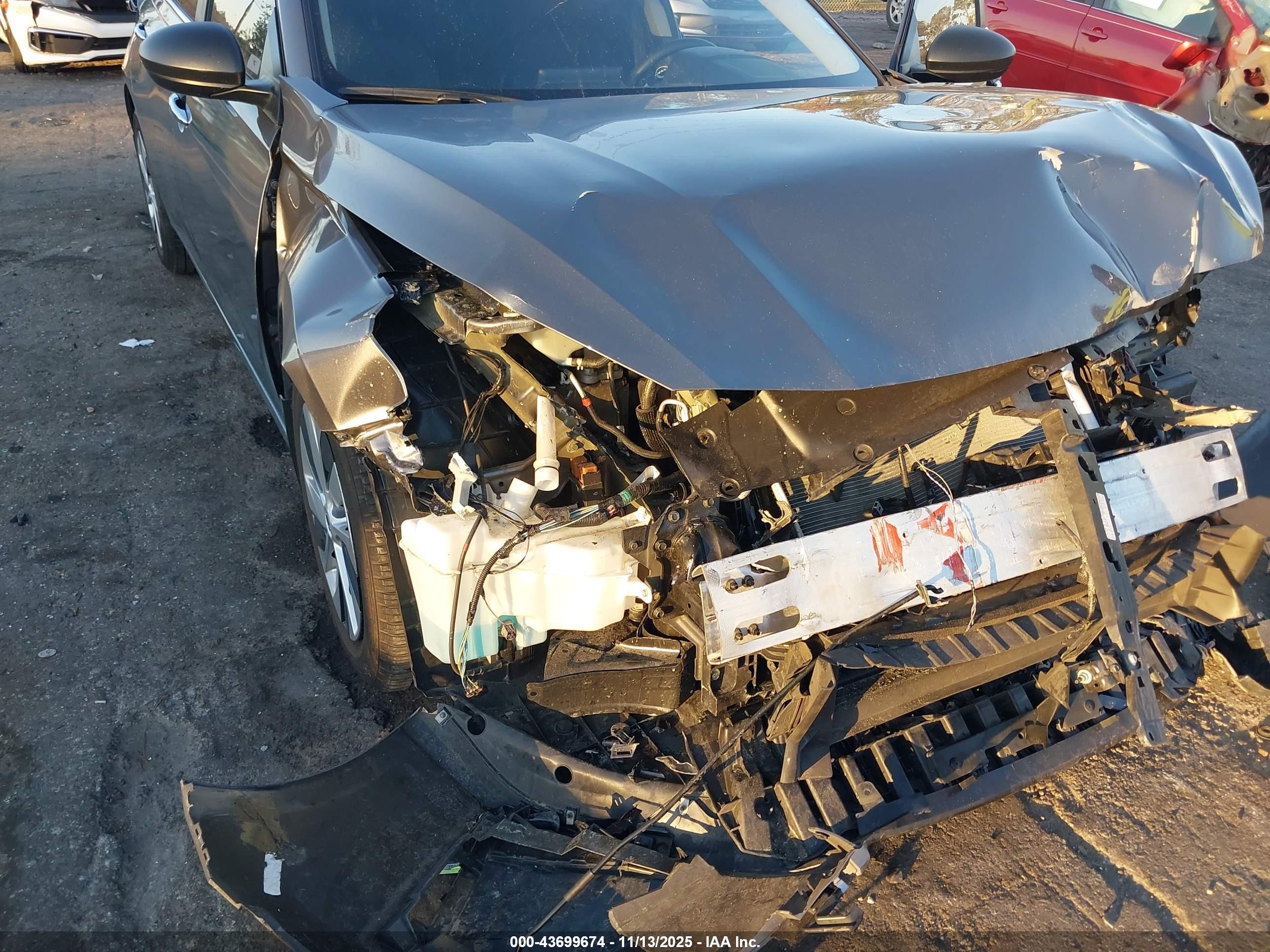 NISSAN ALTIMA image 6