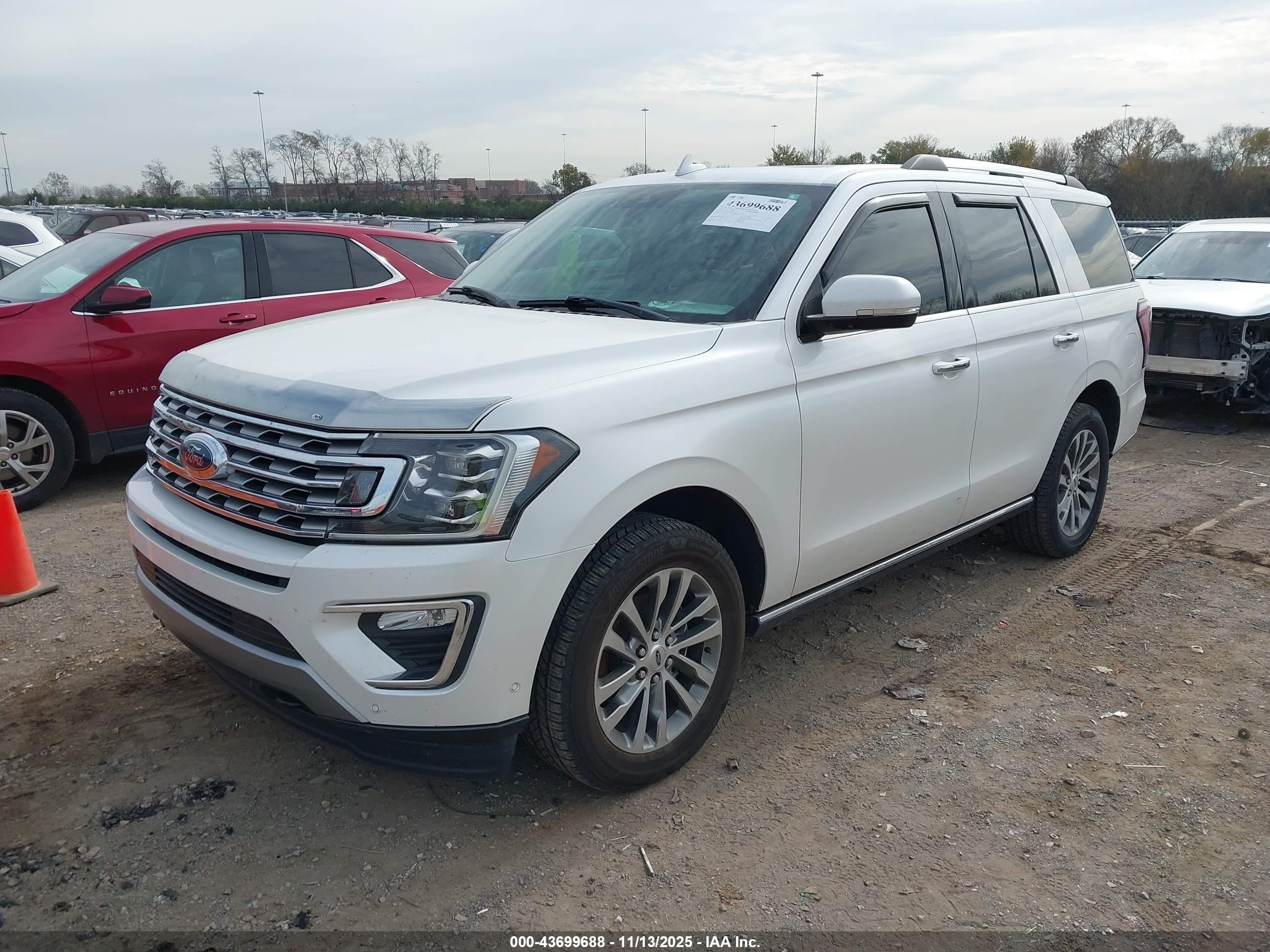FORD EXPEDITION image 2