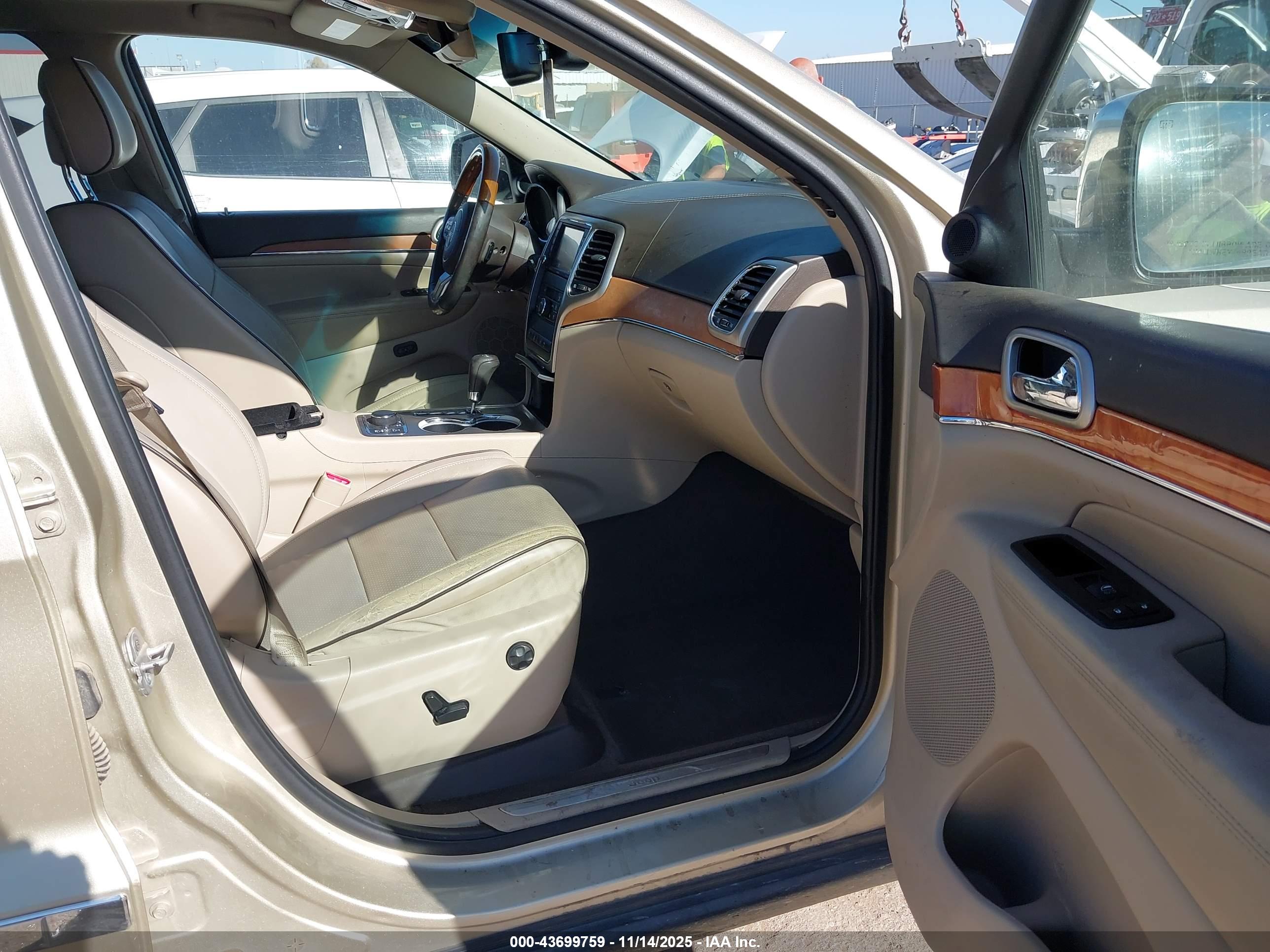 JEEP GRAND image 5