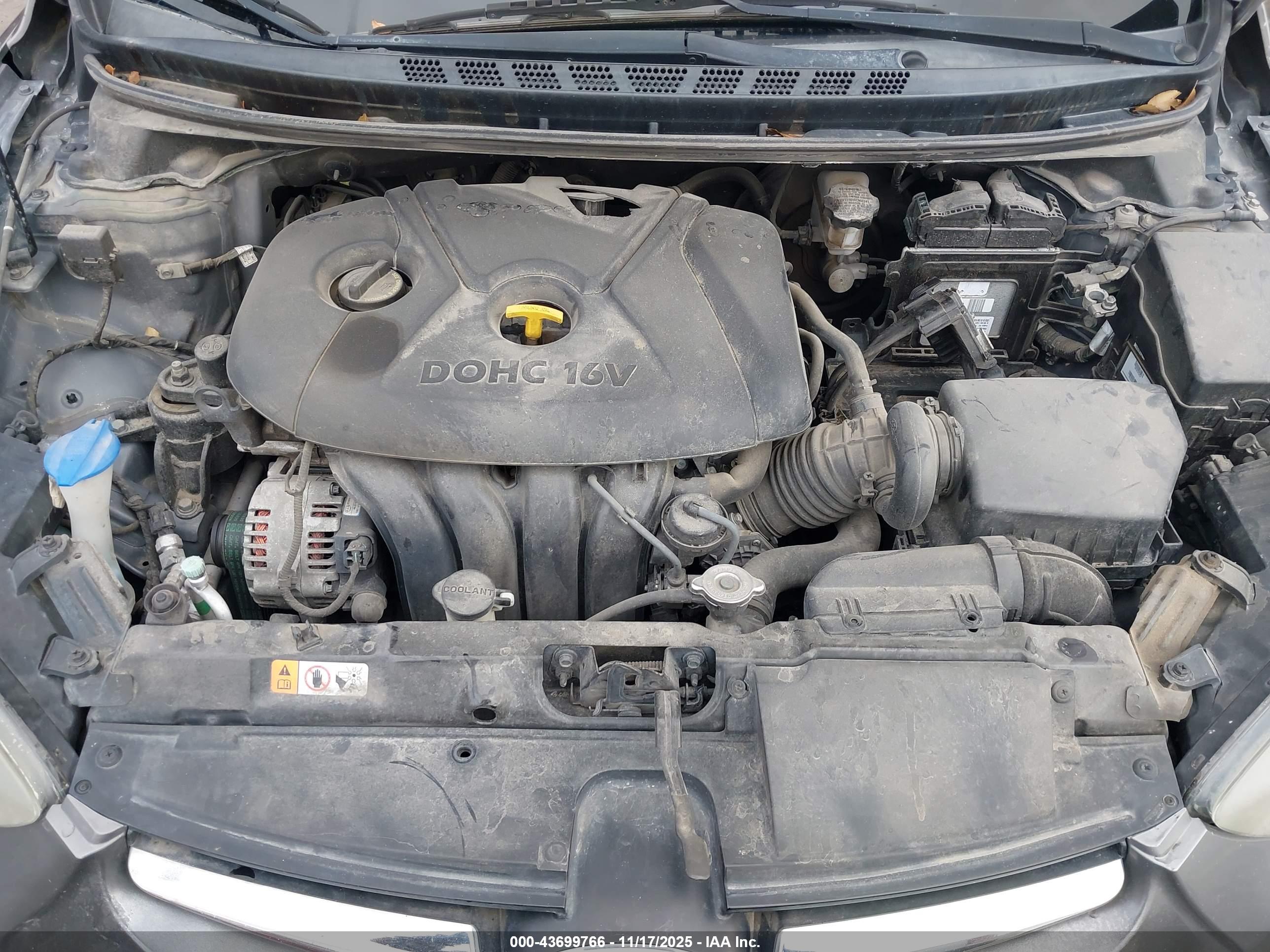 HYUNDAI ELANTRA image 10