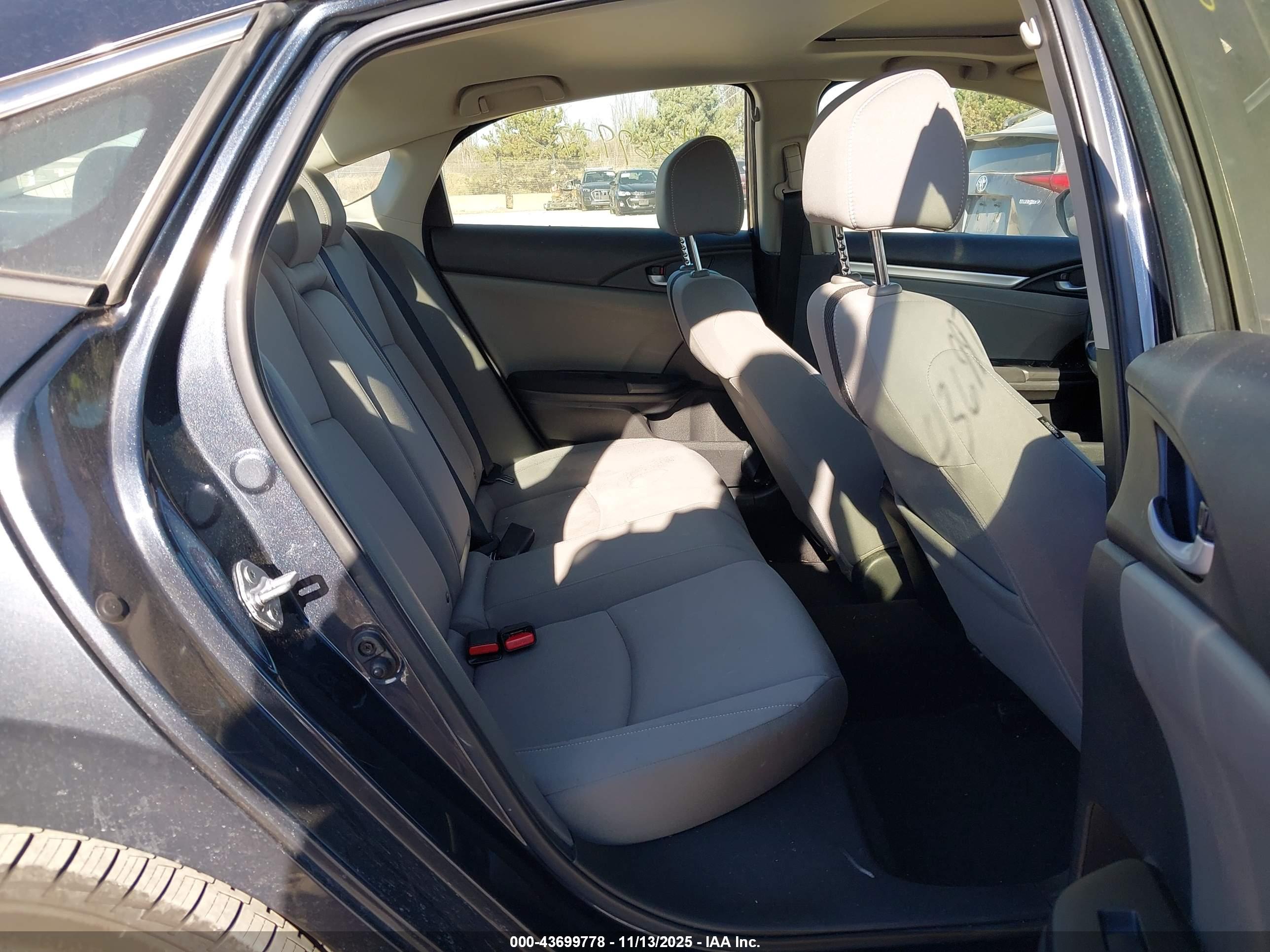 HONDA CIVIC image 8