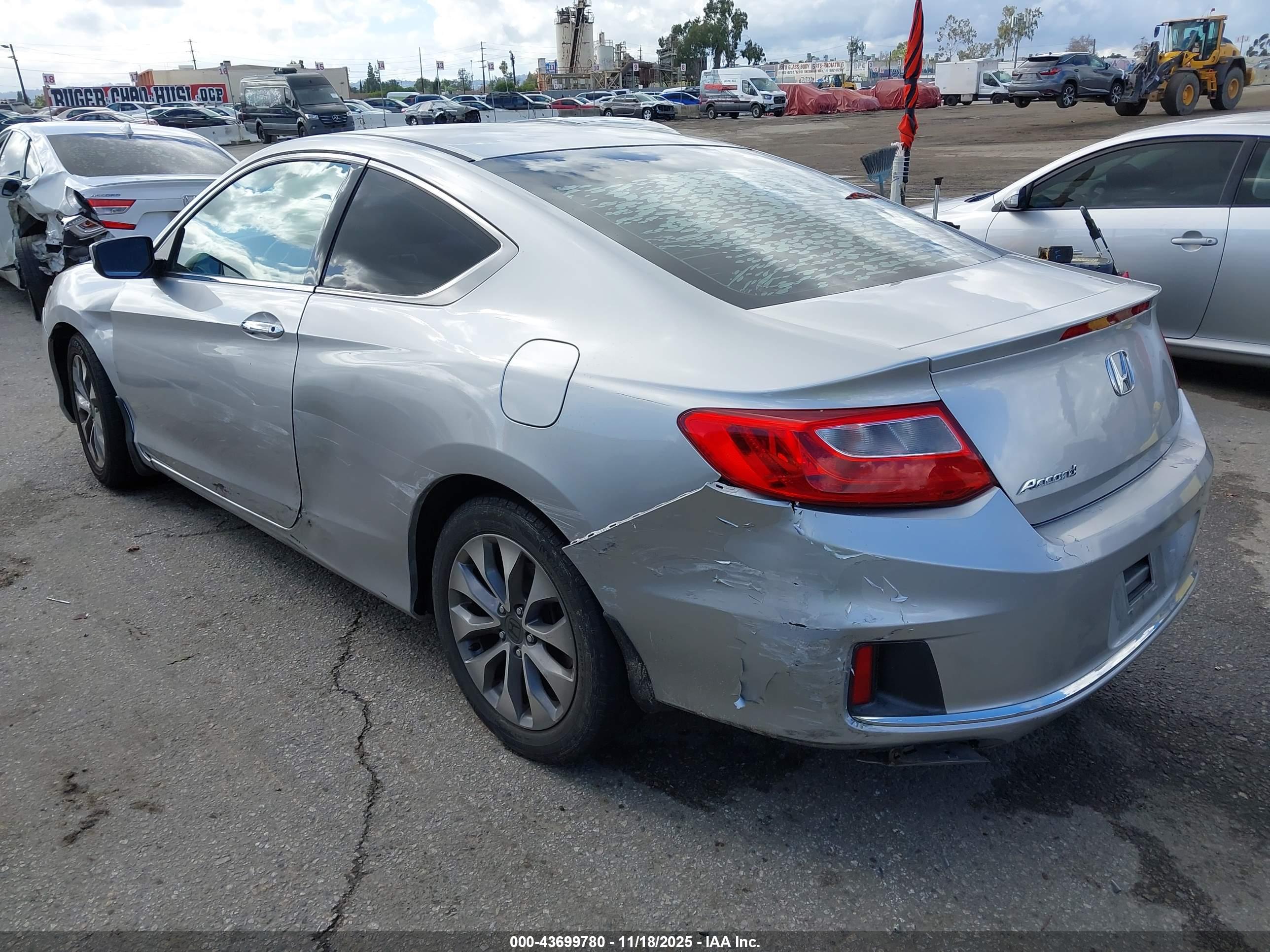 HONDA ACCORD image 3