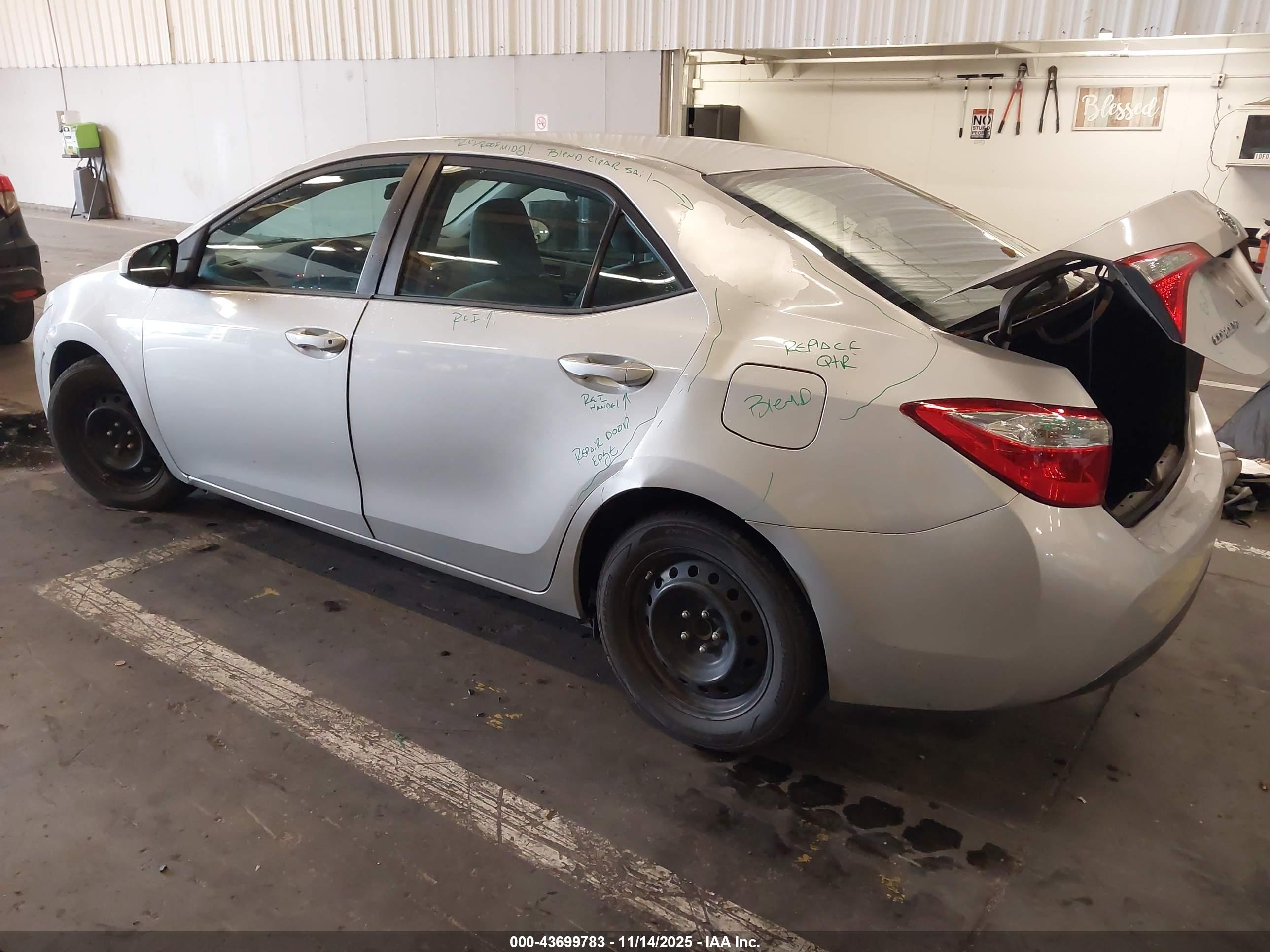 TOYOTA COROLLA image 3