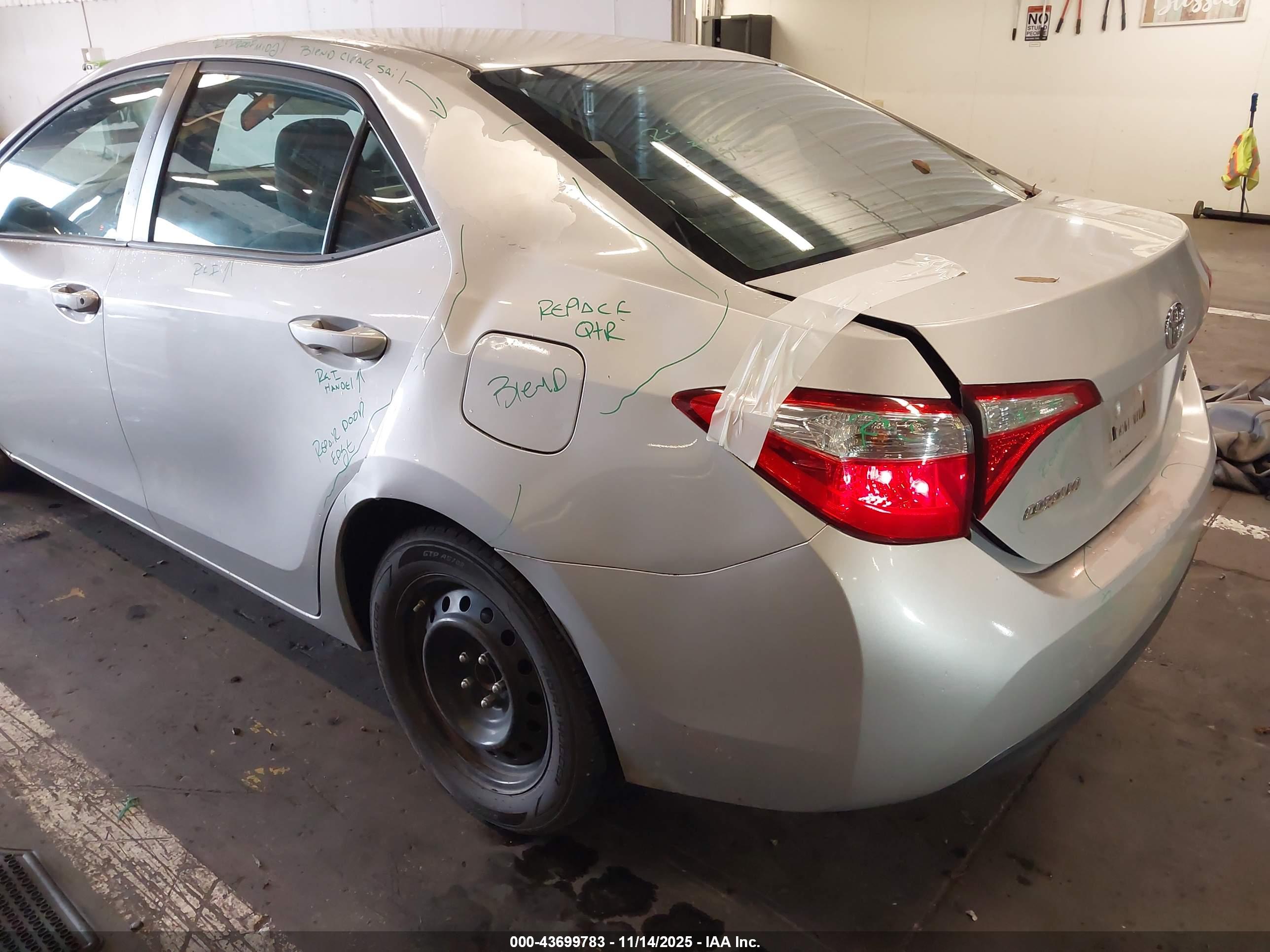 TOYOTA COROLLA image 6