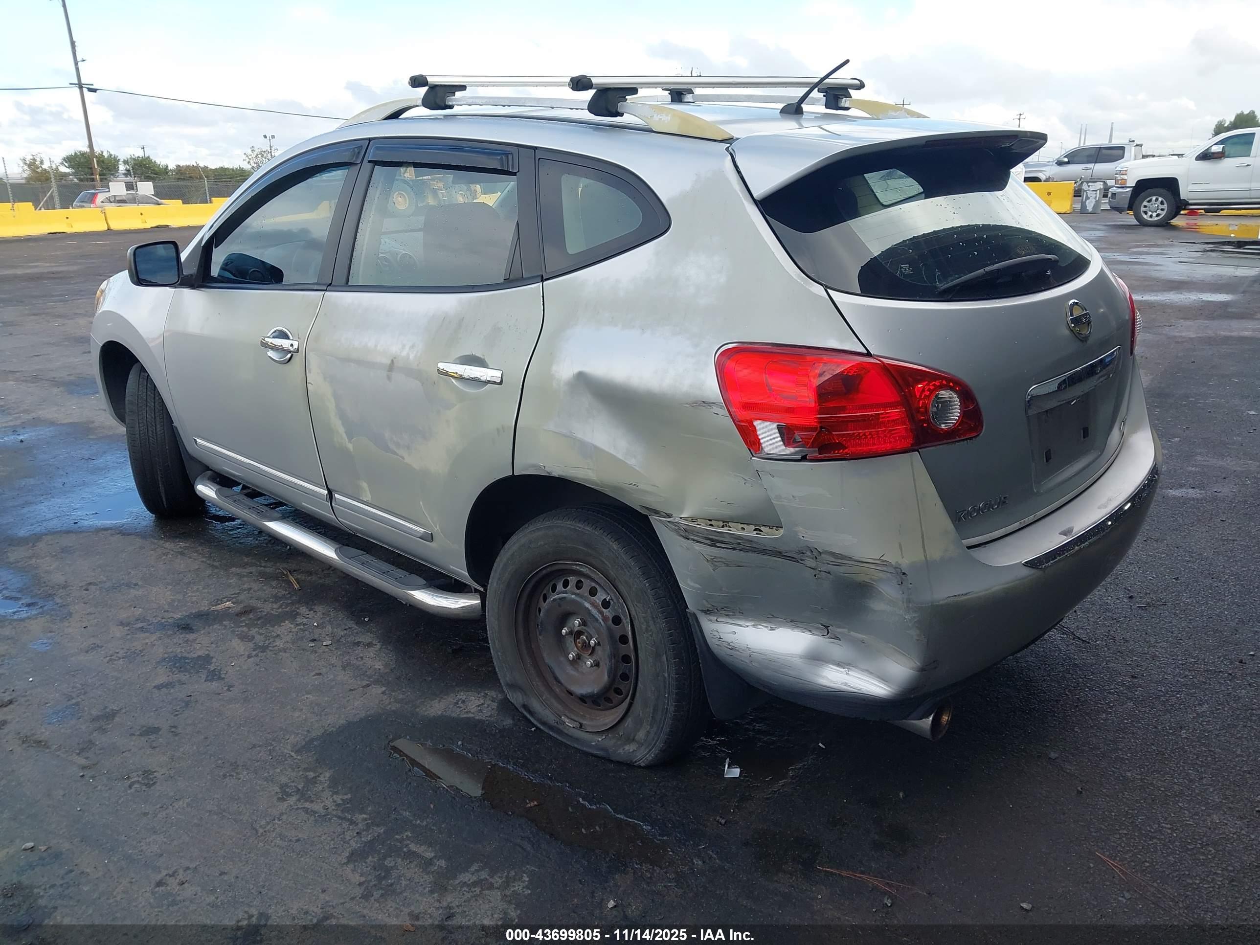 NISSAN ROGUE image 3