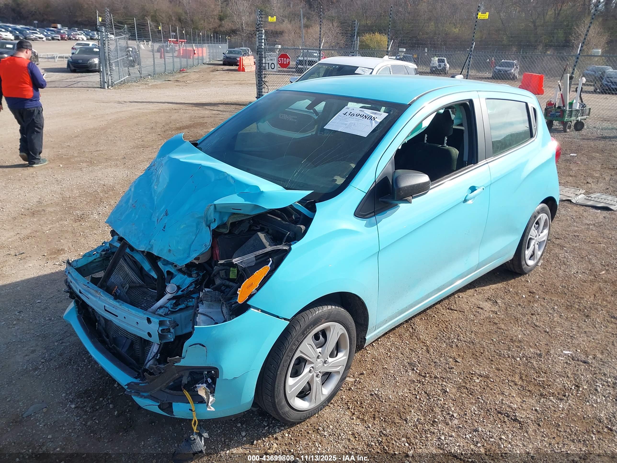 CHEVROLET SPARK image 2