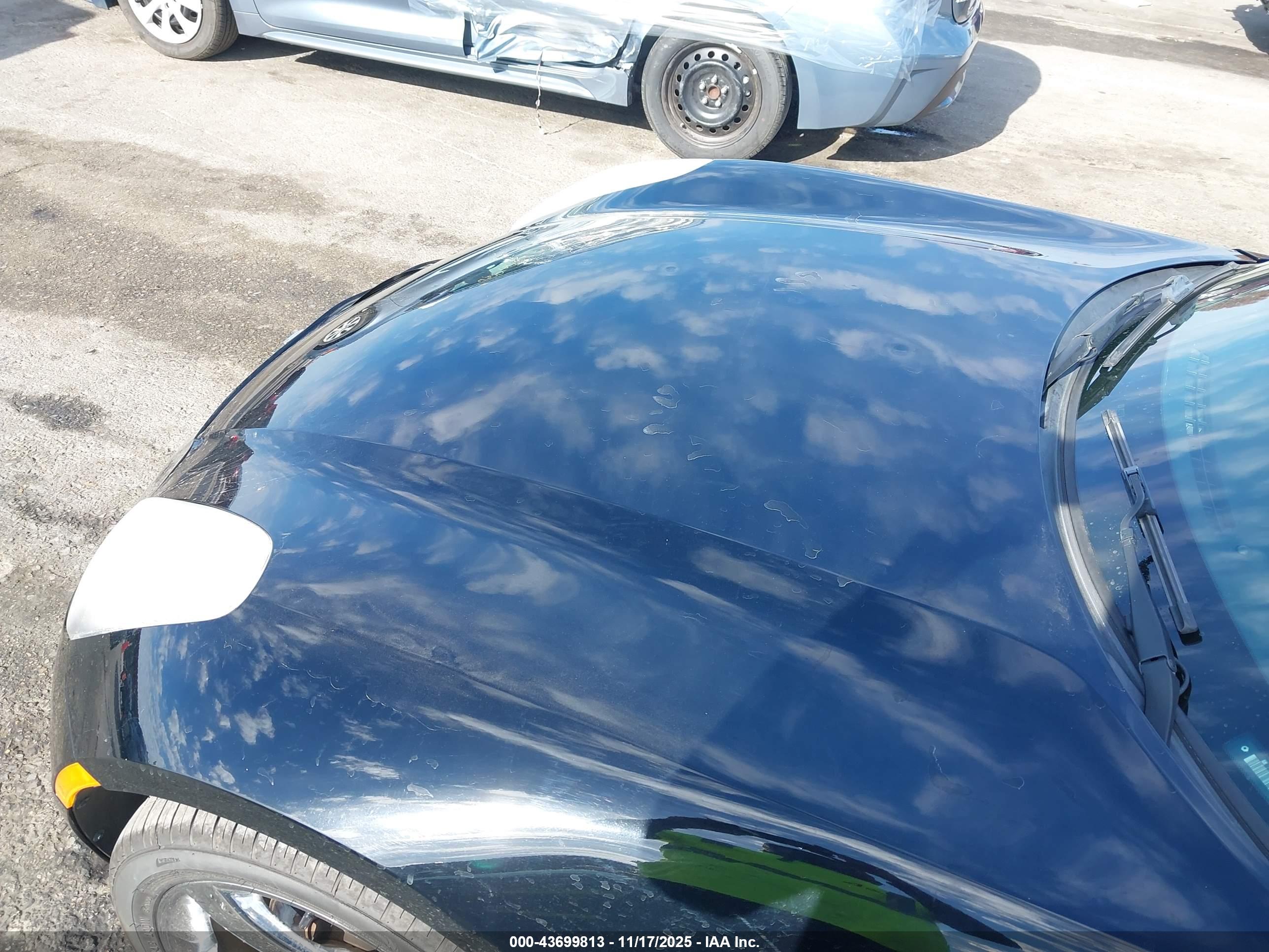 PONTIAC SOLSTICE image 6