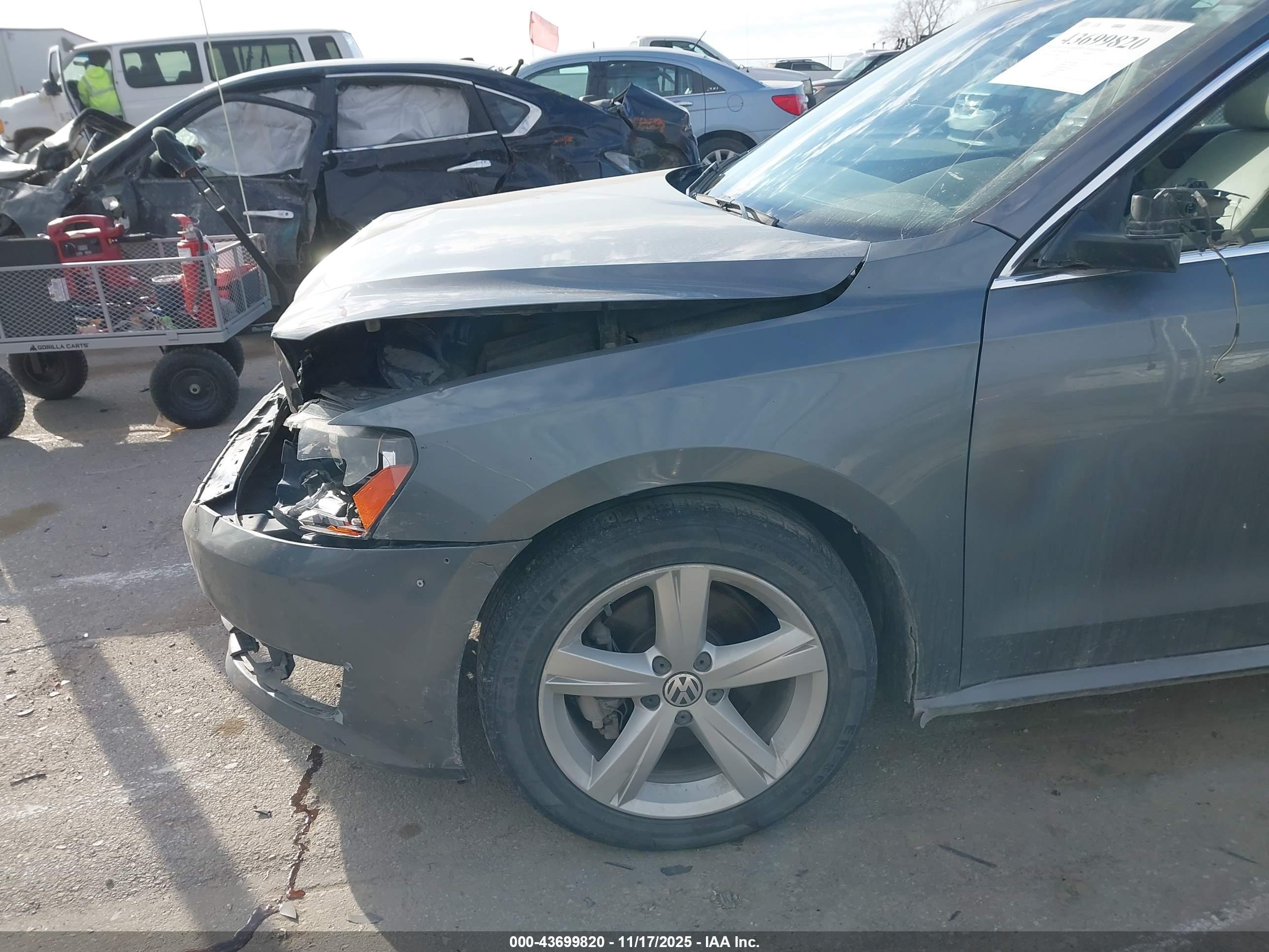 VOLKSWAGEN PASSAT image 6