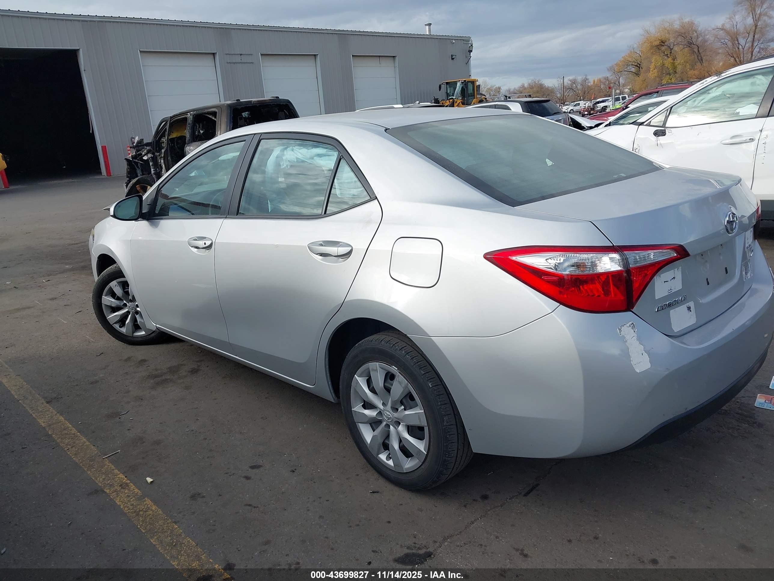 TOYOTA COROLLA image 3