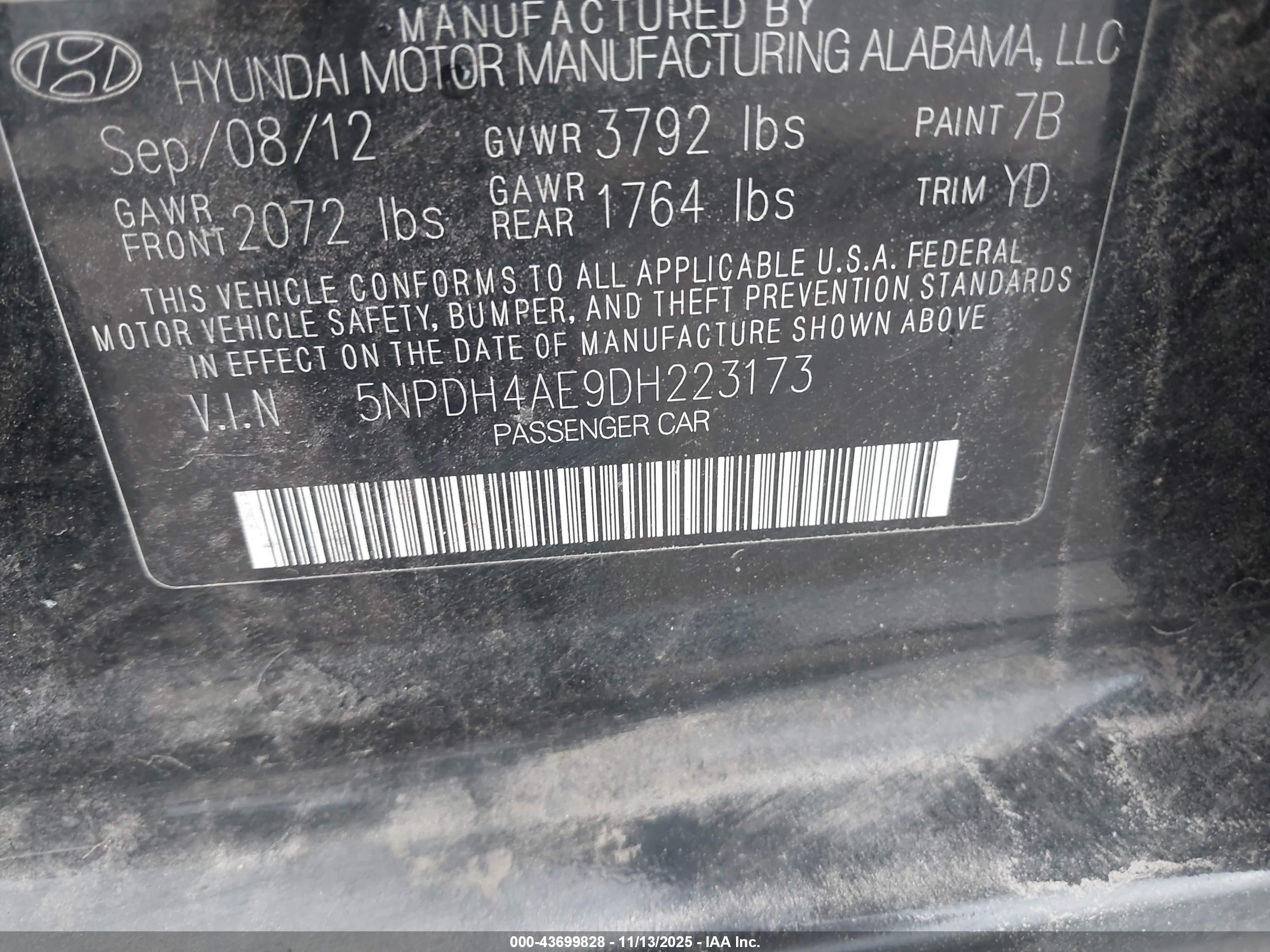 HYUNDAI ELANTRA image 9