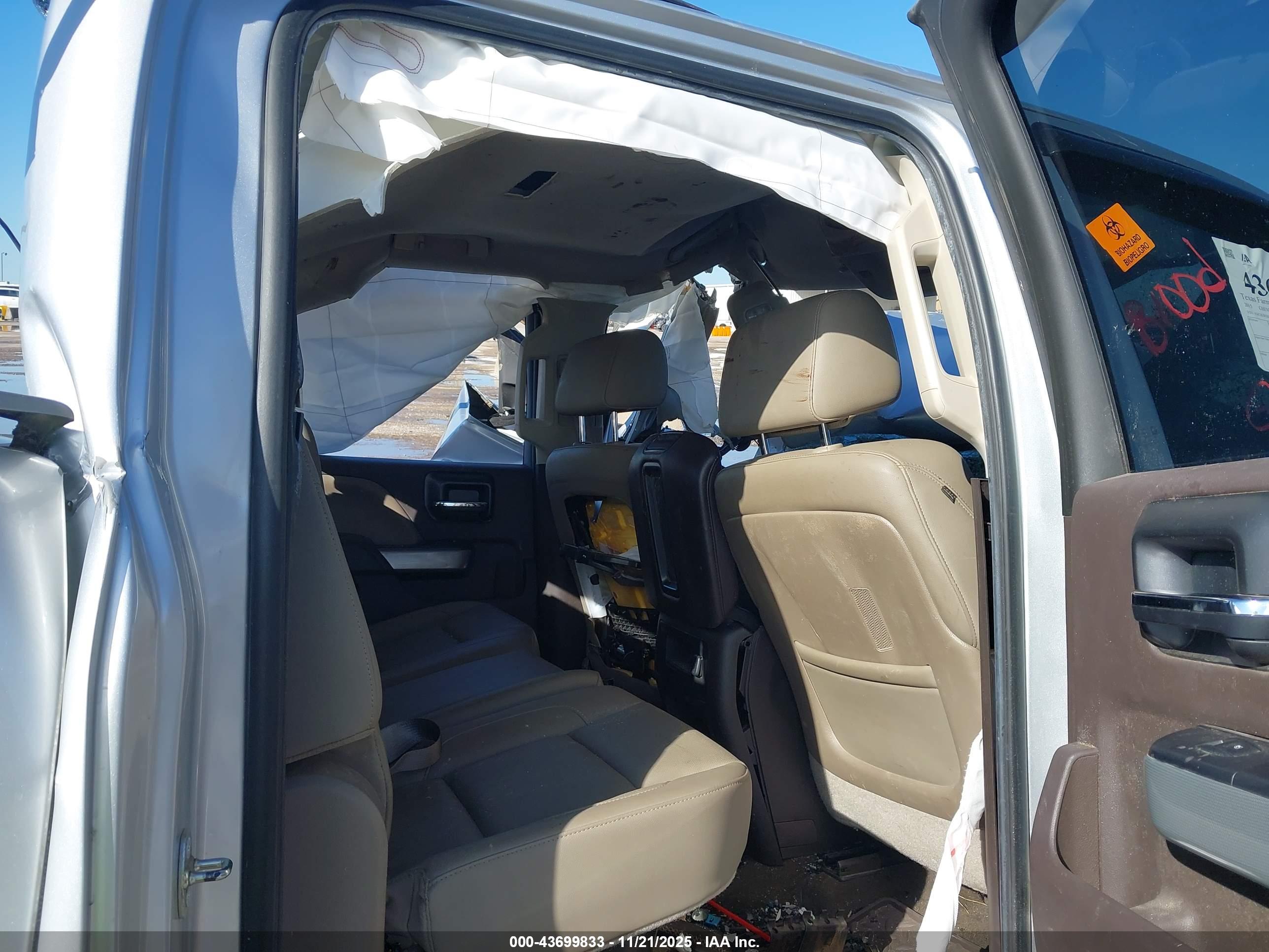 CHEVROLET SILVERADO image 8